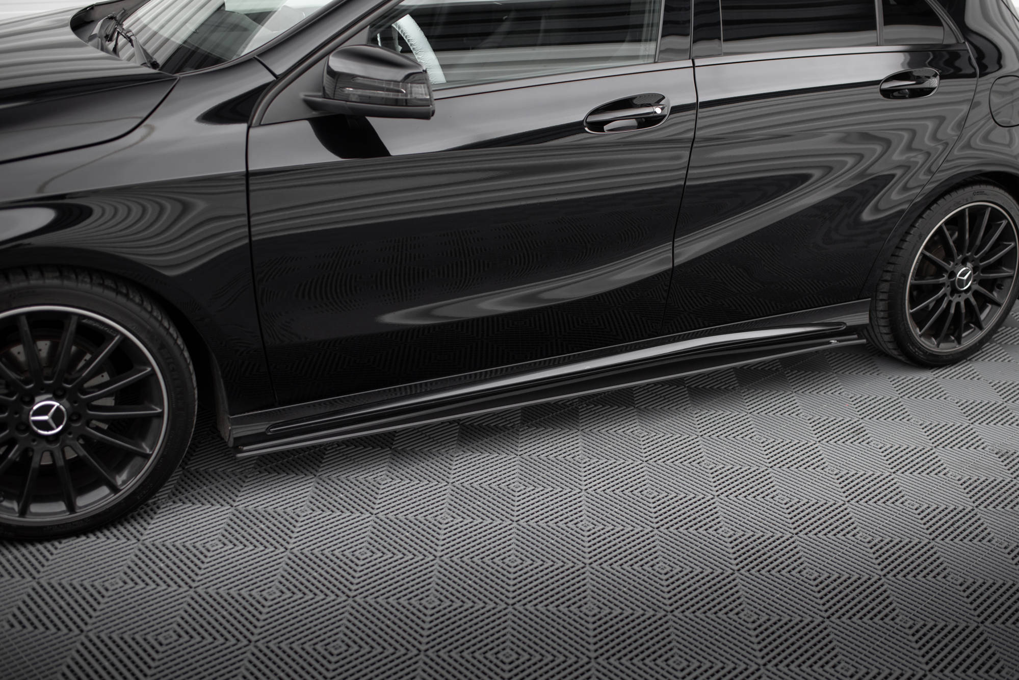 Maxton Design Street Pro Street+ Seitenschweller Leisten passend für Mercedes-Benz A AMG-Line W176 Facelift