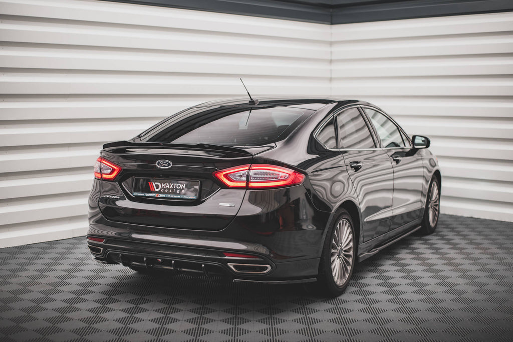 Maxton Design Heck Ansatz Flaps Diffusor passend für Ford Mondeo Mk5 schwarz Hochglanz