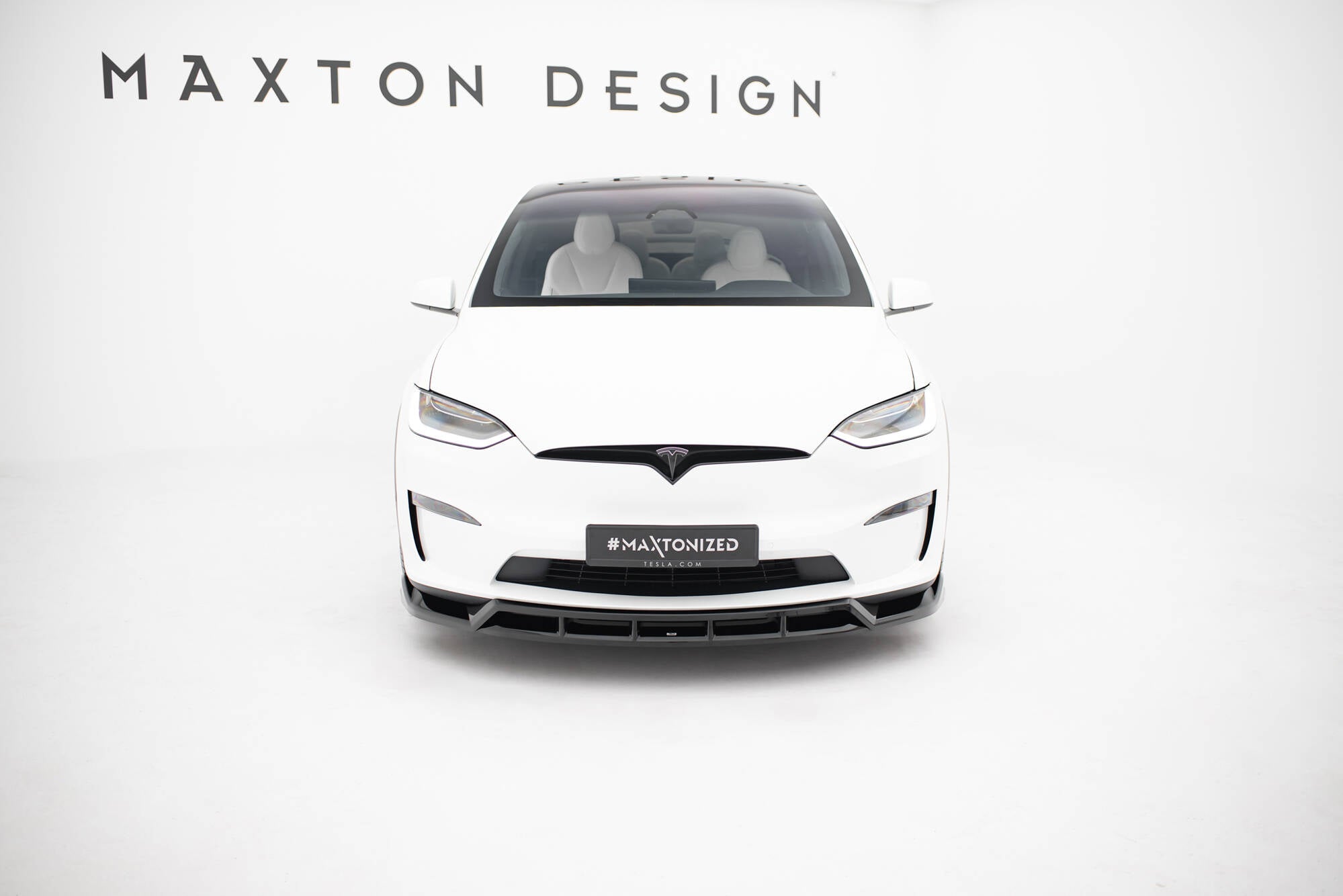 Maxton Design Street+ Spoilerlippe Front Ansatz V.3 passend für Tesla Model X Mk1 Facelift schwarz Hochglanz