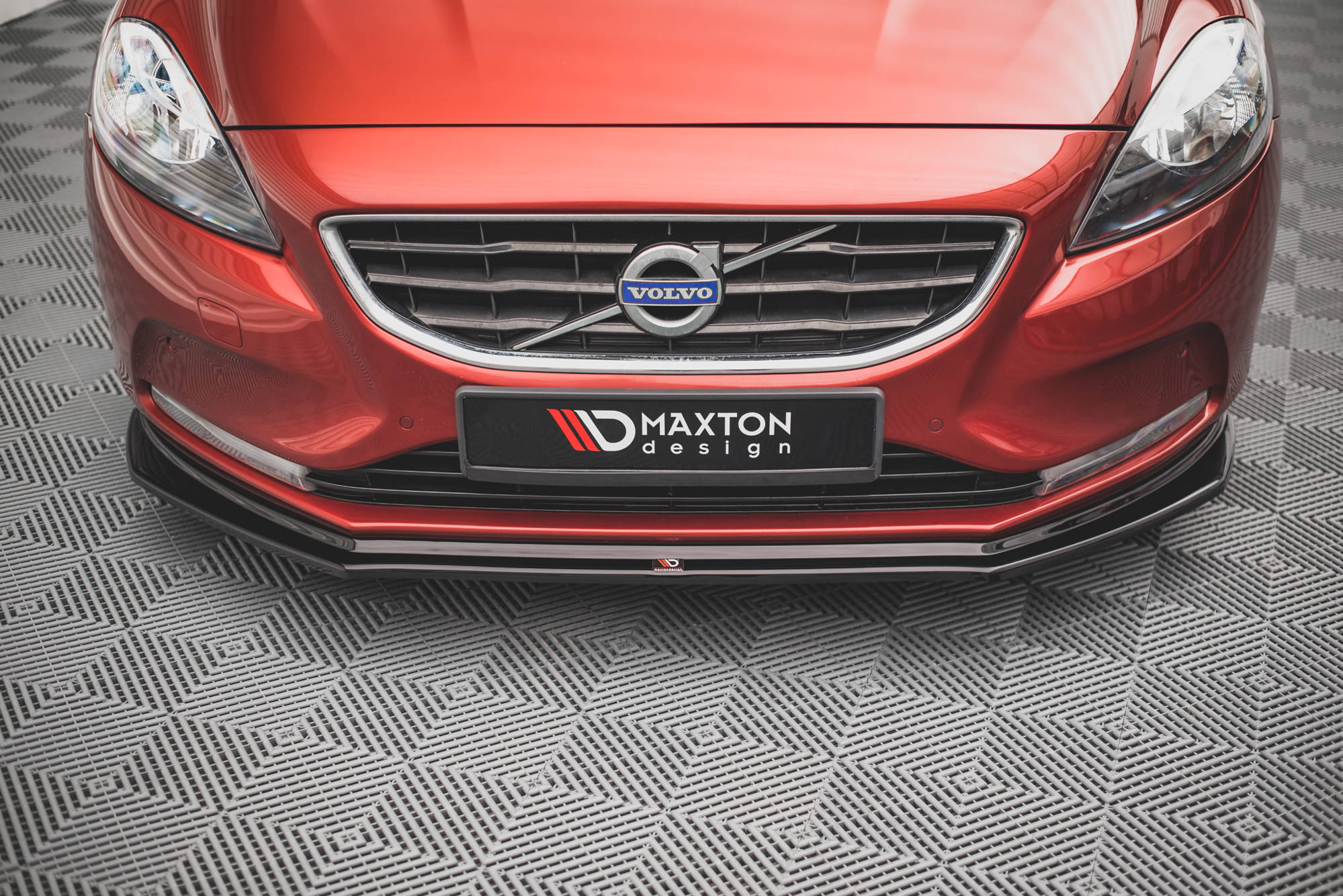 Maxton Design Street+ Spoilerlippe Front Ansatz passend für Volvo V40 schwarz Hochglanz