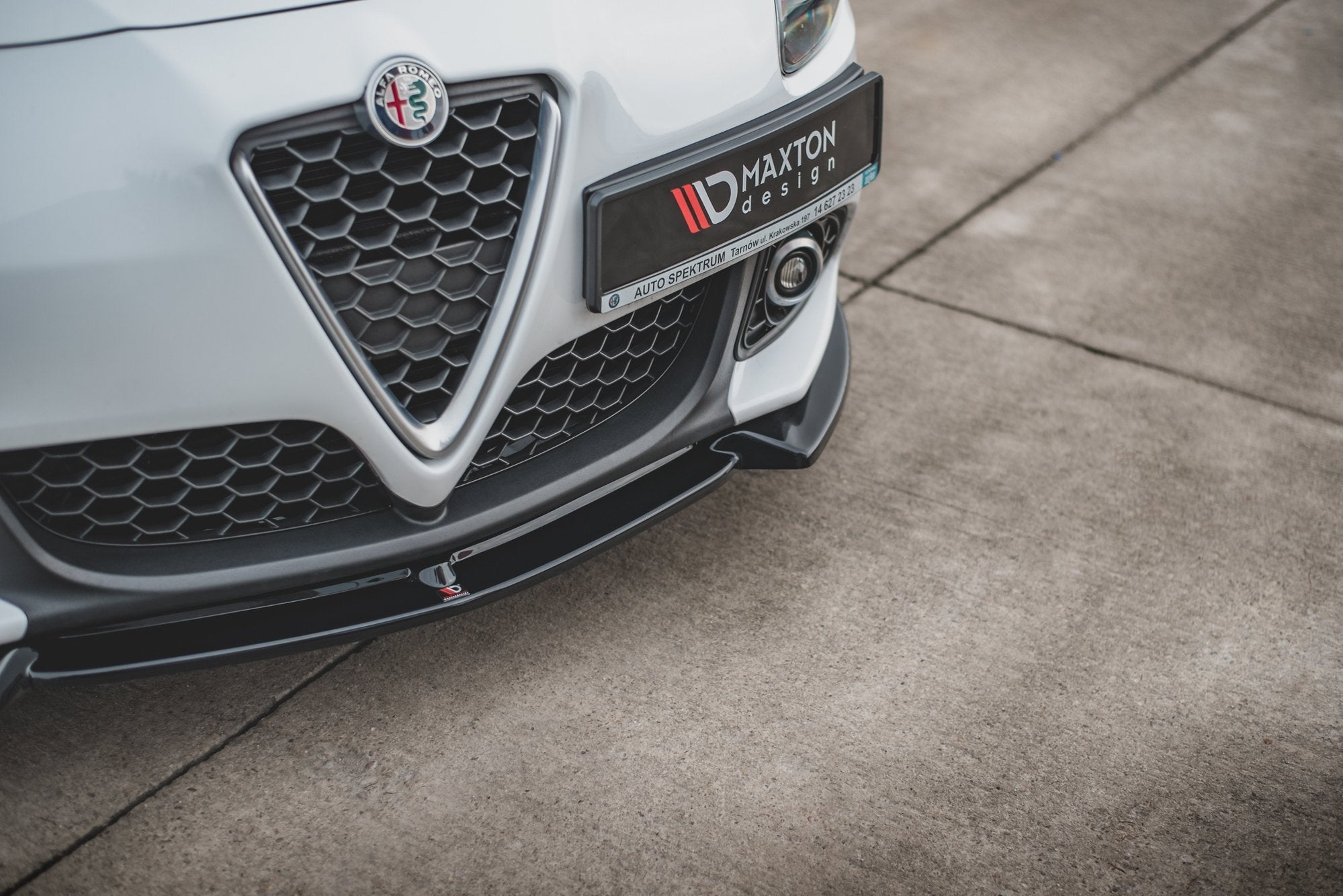 Maxton Design Street+ Spoilerlippe Front Ansatz V.3 passend für Alfa Romeo Giulietta schwarz Hochglanz