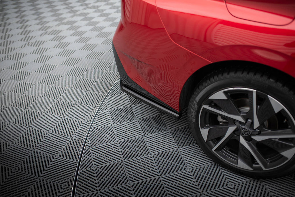 Maxton Design Heckansatz Peugeot 308 Mk3 schwarz Hochglanz für Peugeot 308 Mk3