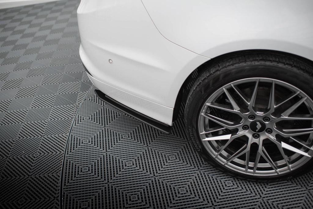 Maxton Design Street Pro Heck Ansatz Flaps Diffusor passend für Ford Mondeo Sport Mk5 Facelift / Fusion Sport Mk2 Facelift