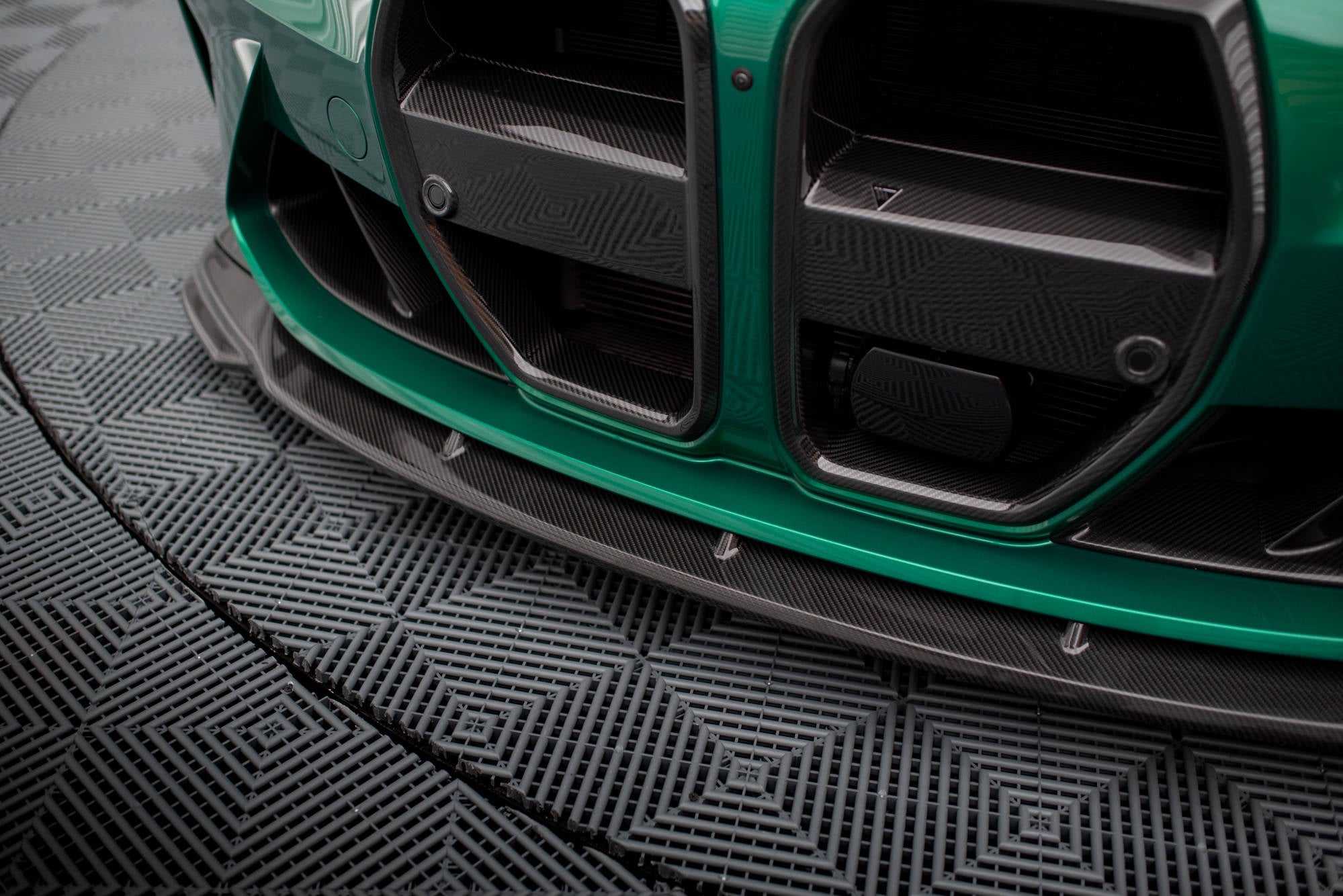 Maxton Design Prepreg Carbon Fiber Street+ Spoilerlippe Front Ansatz V.2 passend für BMW M3 Limousine / Touring G80 / G81