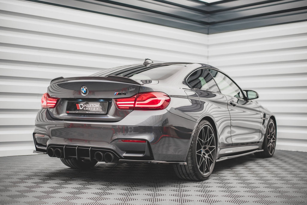 Maxton Design Street Pro Heckschürze passend für BMW M4 F82