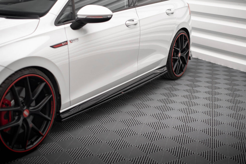 Maxton Design Street+ Seitenschweller Leisten passend für VW Golf GTI / GTE / GTI Clubsport / GTD / R-Line Mk8 schwarz Hochglanz