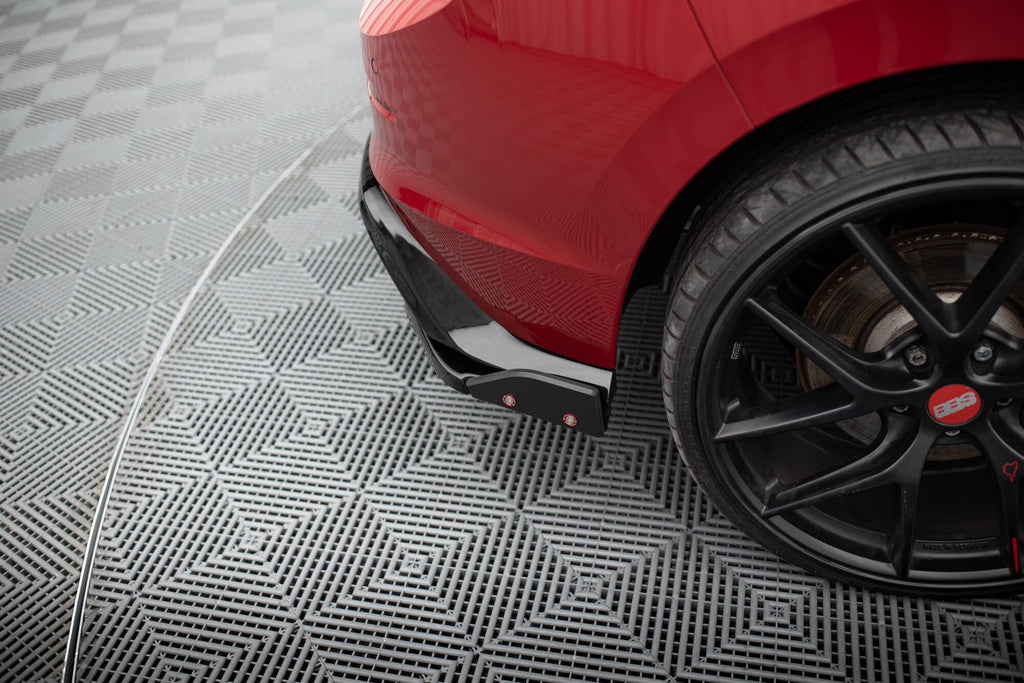 Maxton Design Heck Ansatz Flaps Diffusor V.4 + Flaps passend für VW Golf GTI / GTE Mk8