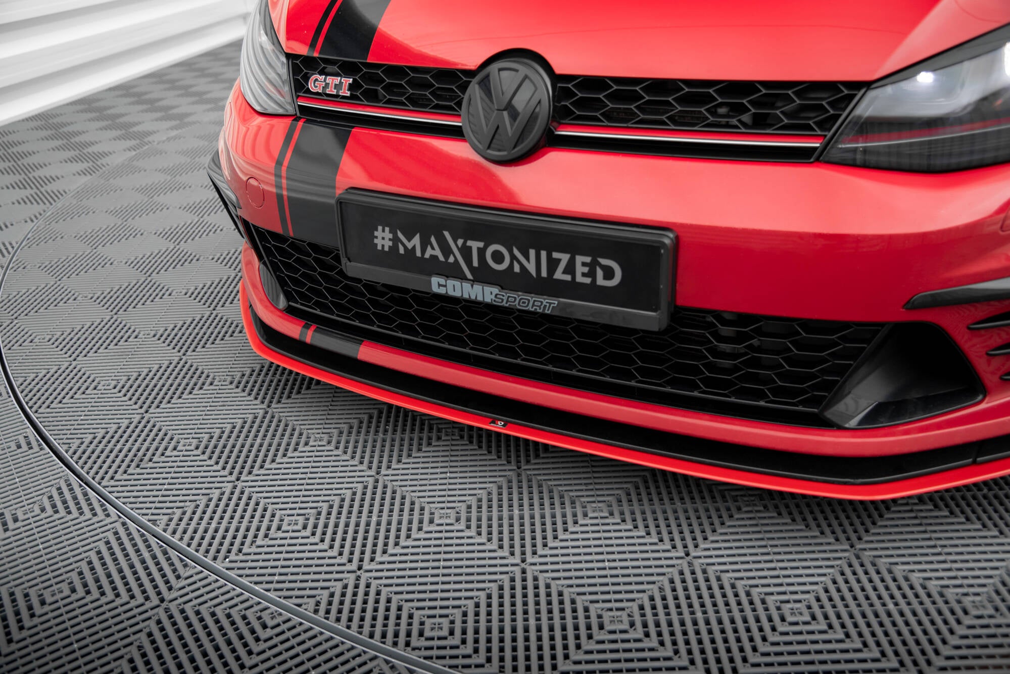 Maxton Design Street+ Spoilerlippe Front Ansatz passend für VW Golf GTI Clubsport Mk7