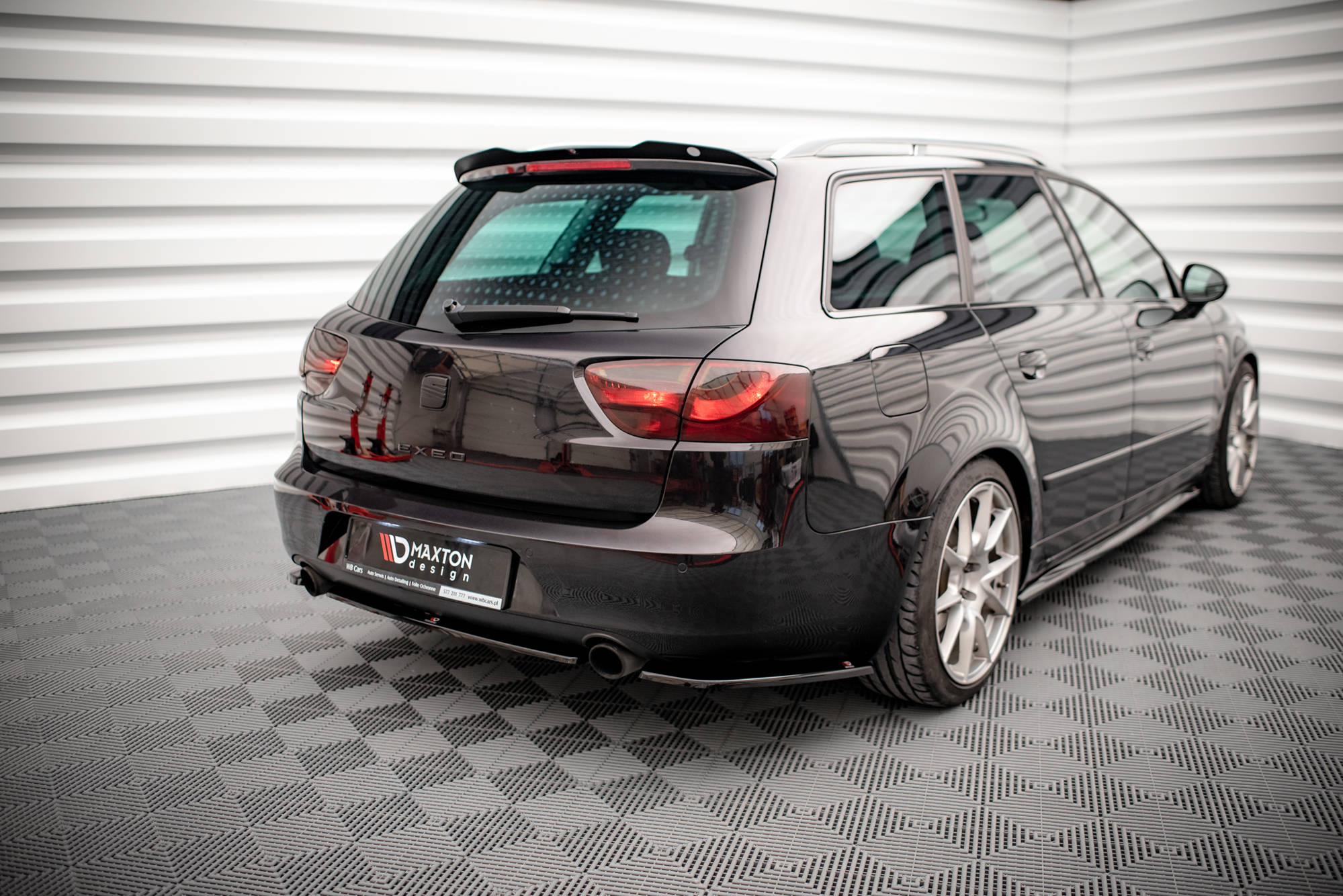 Maxton Design Heckansatz Seat Exeo schwarz Hochglanz für Seat Exeo Limousine