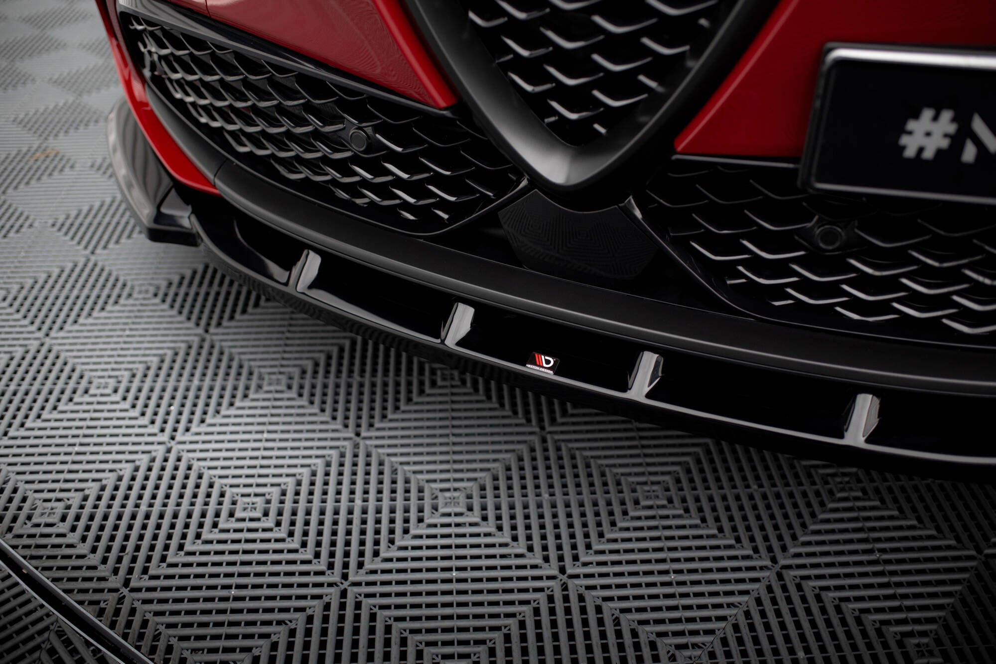 Maxton Design Street+ Spoilerlippe Front Ansatz V.2 passend für Alfa Romeo Tonale Mk1 schwarz Hochglanz