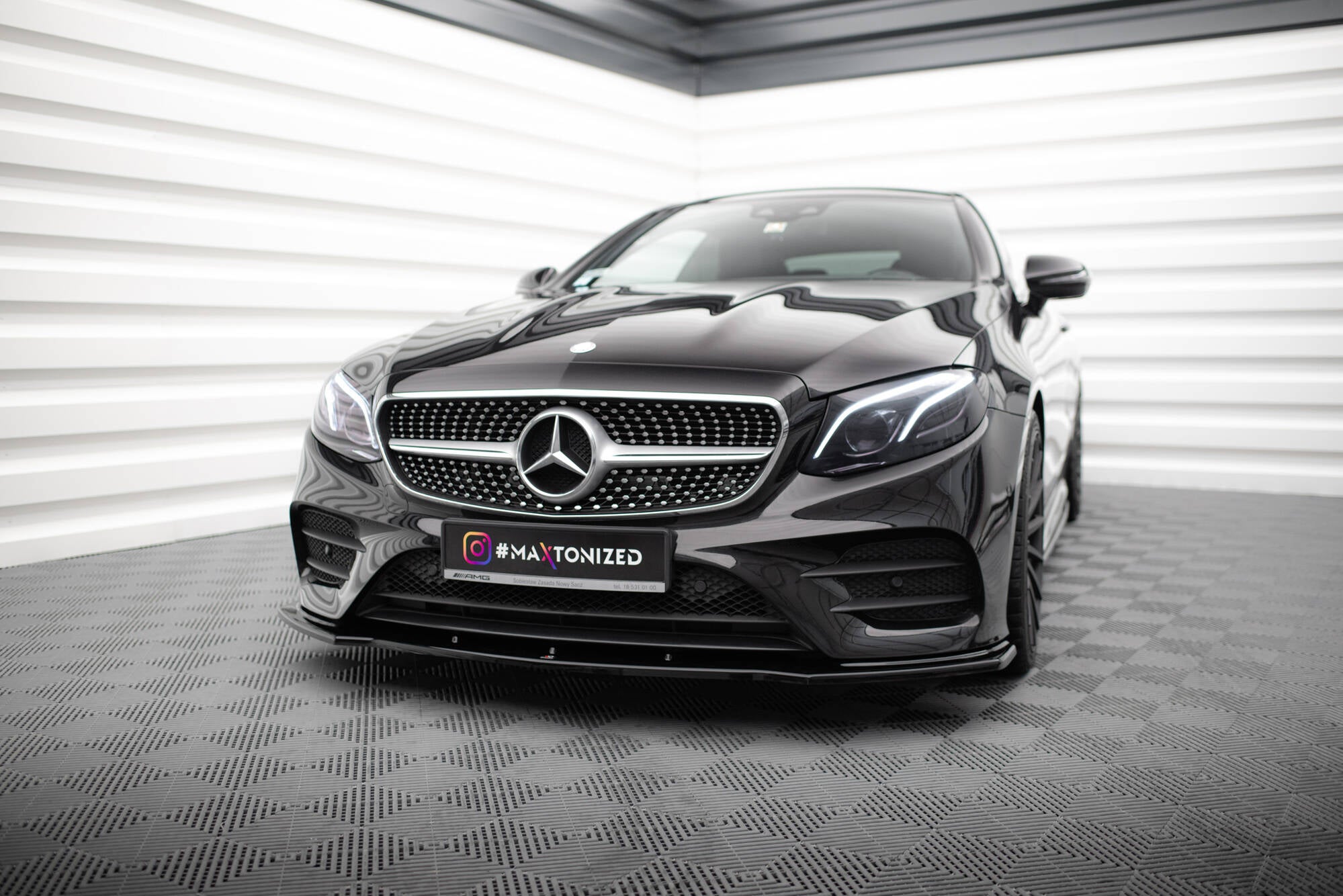 Maxton Design Street+ Spoilerlippe Front Ansatz V.1 passend für Mercedes-Benz E-Klasse W213 Coupe (C238) / Cabriolet (A238) AMG-Line / 53 AMG schwarz Hochglanz