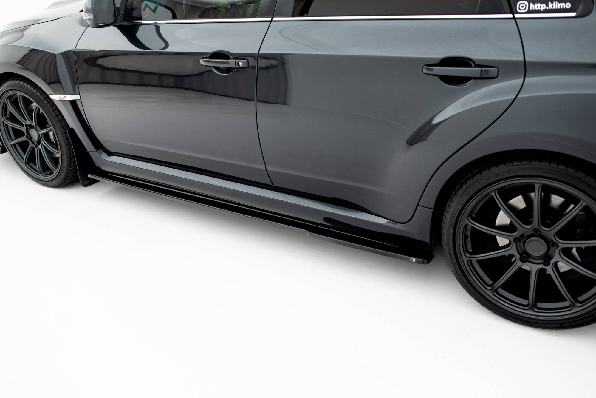 Maxton Design Street+ Seitenschweller Leisten passend für V.1 passend für Subaru Impreza WRX STI Mk3 Facelift schwarz Hochglanz