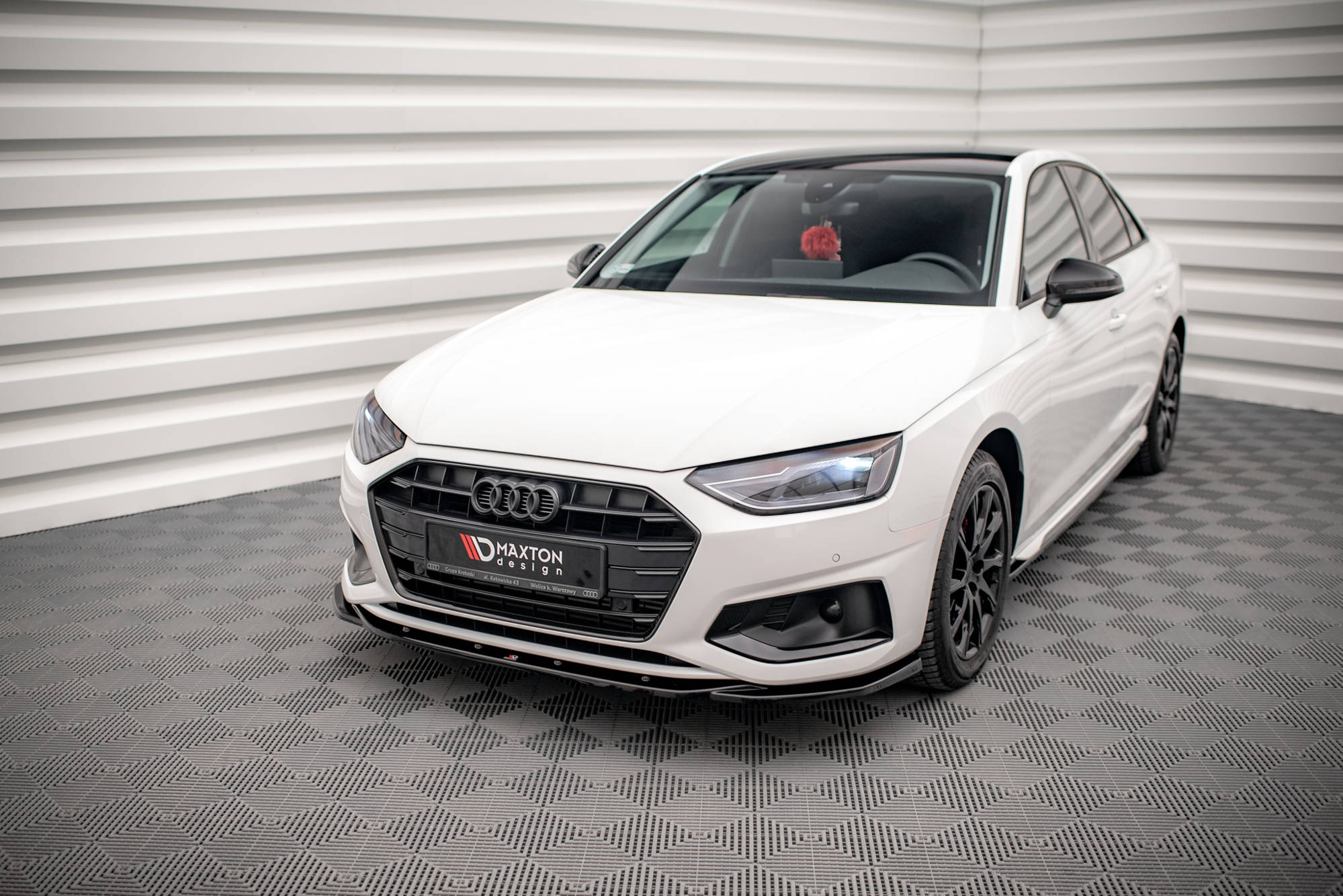 Maxton Design Street+ Spoilerlippe Front Ansatz V.2 passend für Audi A4 B9 Facelift schwarz Hochglanz
