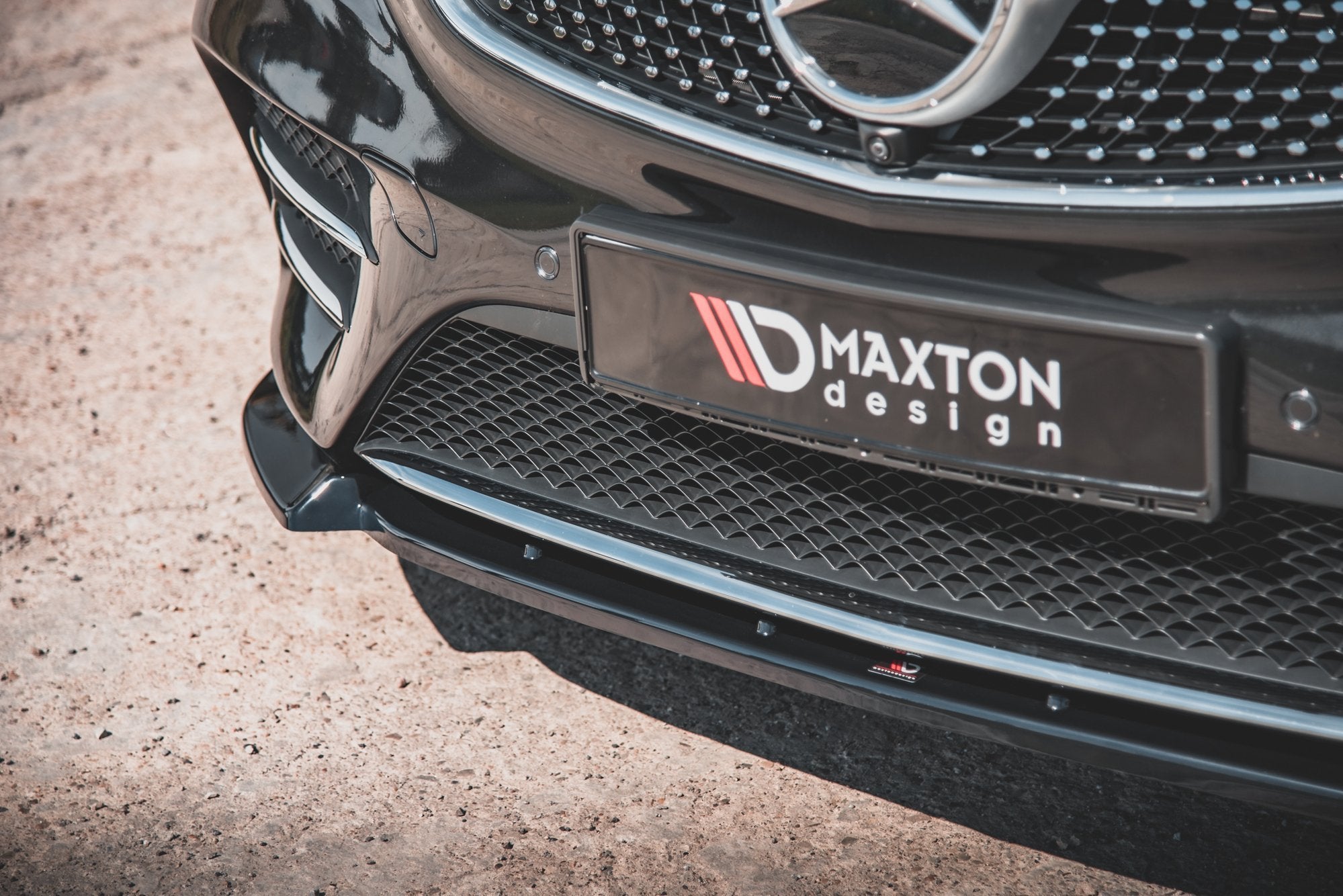 Maxton Design Street+ Spoilerlippe Front Ansatz V.3 passend für Mercedes-Benz V-Klasse AMG-Line W447 schwarz Hochglanz