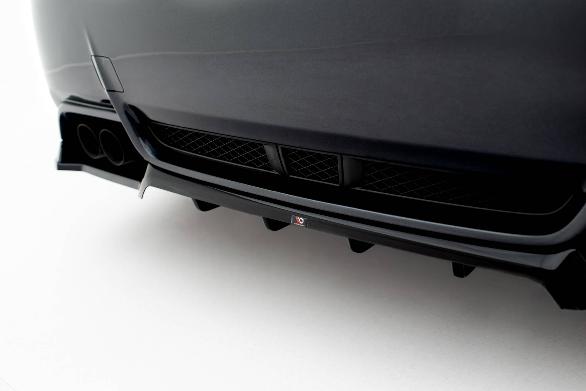 Maxton Design Street+ Mittlerer Diffusor RACE passend für Subaru Impreza WRX STI Mk3 Facelift schwarz Hochglanz