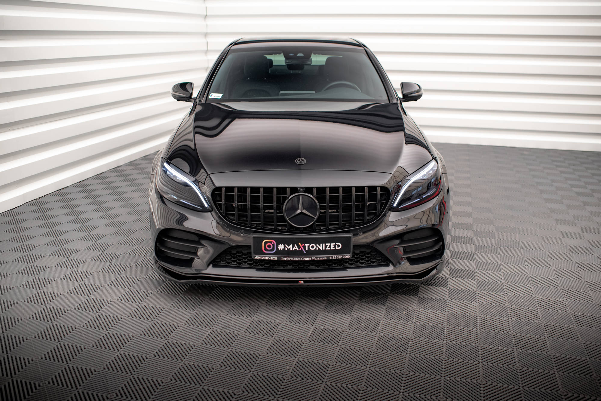Maxton Design Street+ Spoilerlippe Front Ansatz V.1 passend für Mercedes-Benz C AMG Line Limousine / Coupe / Kombi W205 / C205 / S205 Facelift schwarz Hochglanz