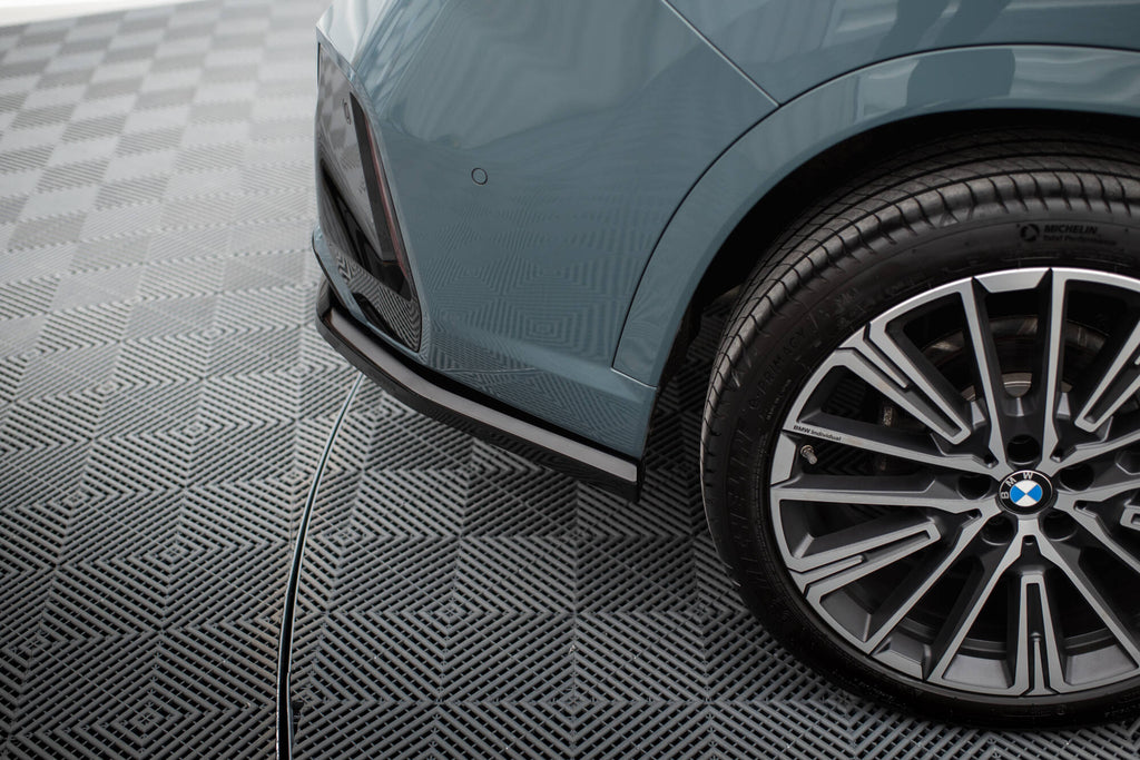 Maxton Design Street+ Mittlerer Diffusor RACE passend für BMW X1 M-Paket U11 schwarz Hochglanz