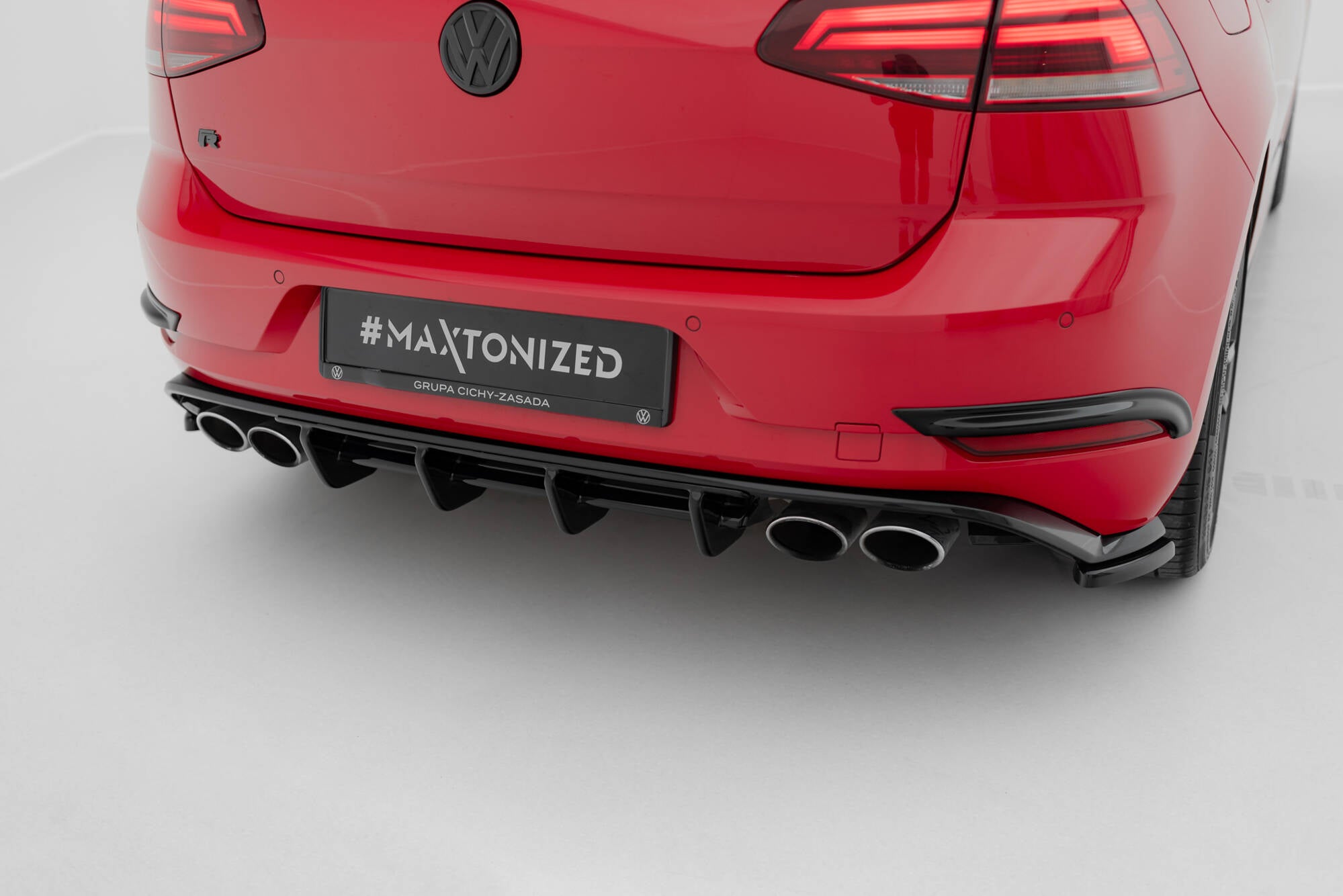 Maxton Design Diffusor Heck Ansatz passend für VW Golf R Hatchback R Mk7 Facelift schwarz Hochglanz
