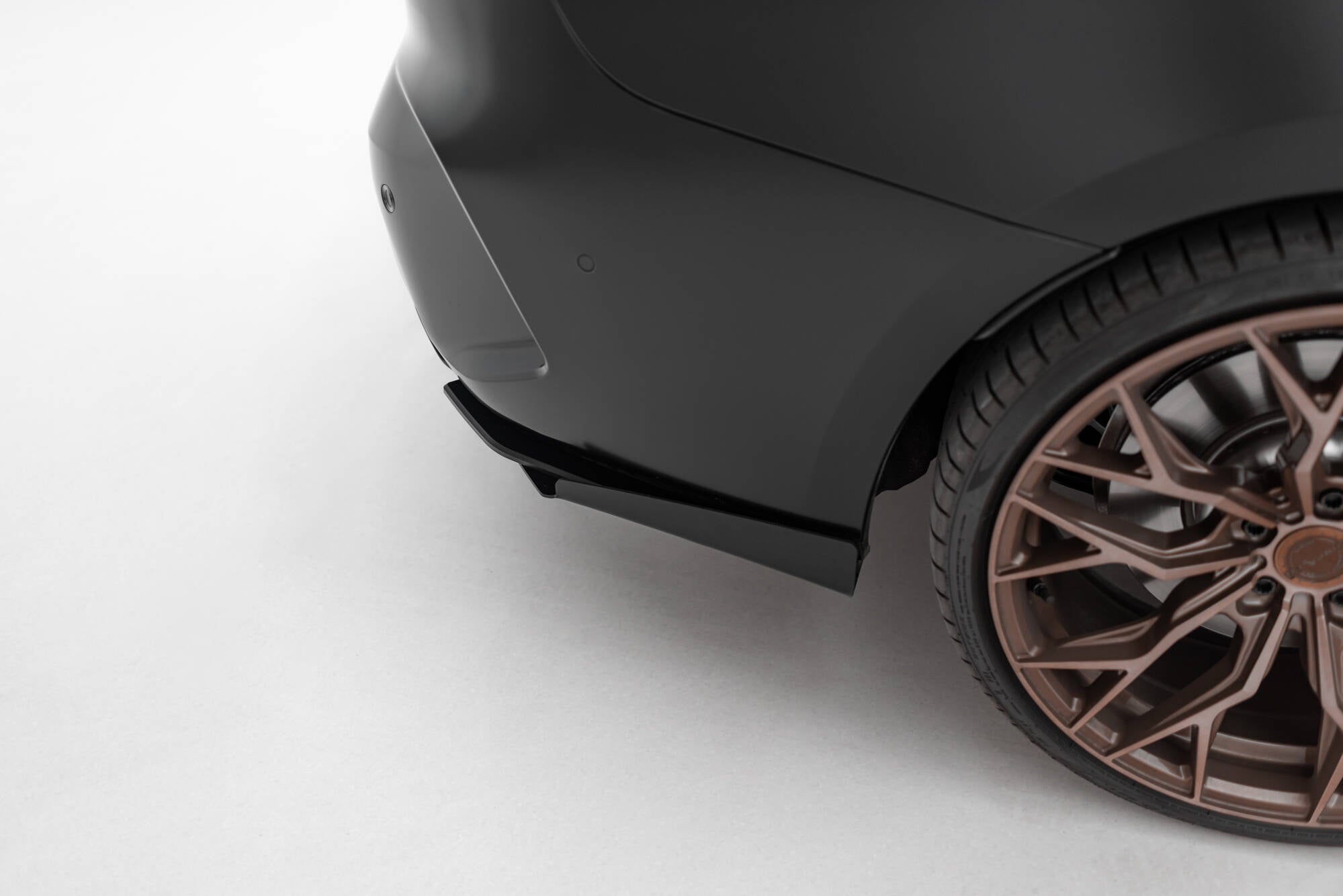 Maxton Design Street Pro Heck Ansatz Flaps Diffusor + Flaps passend für BMW M440i G22 / G23 / G22 Facelift / G23 Facelift schwarz Hochglanz