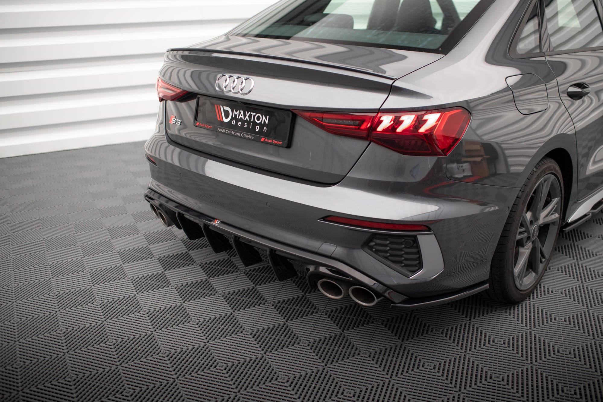 Maxton Design Diffusor Heck Ansatz passend für Audi S3 Limousine 8Y schwarz Hochglanz