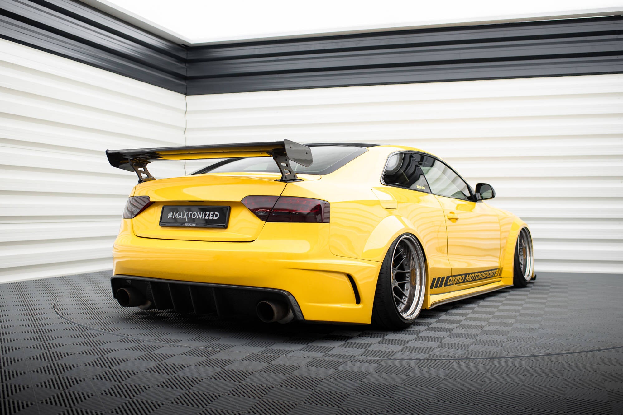 Maxton Design Carbon Spoiler With External Brackets Uprights Audi A5 Coupe 8T für Audi A5 / S5 / RS5