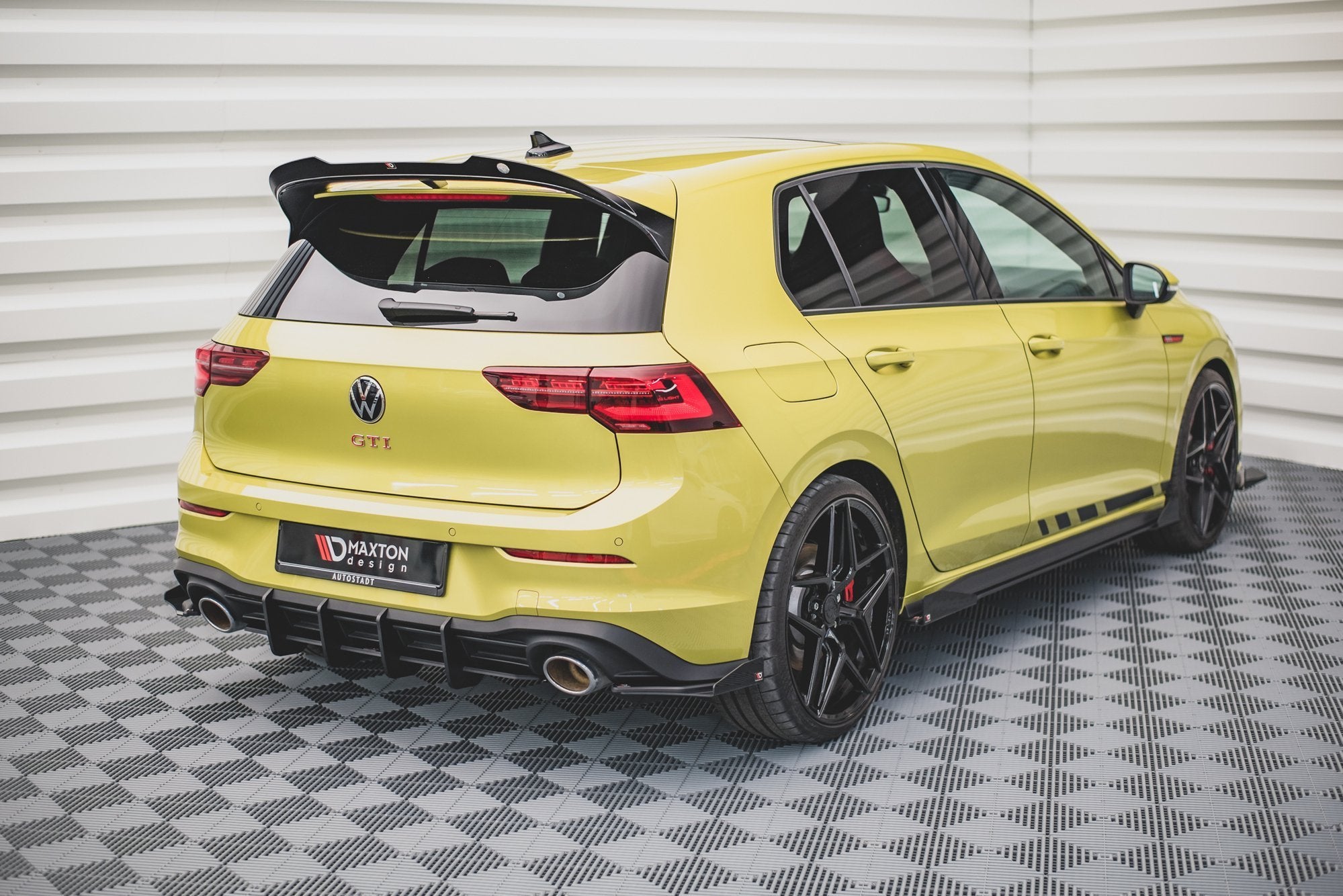 Maxton Design Street Pro Heckschürze V.2 passend für VW Golf GTI Clubsport Mk8