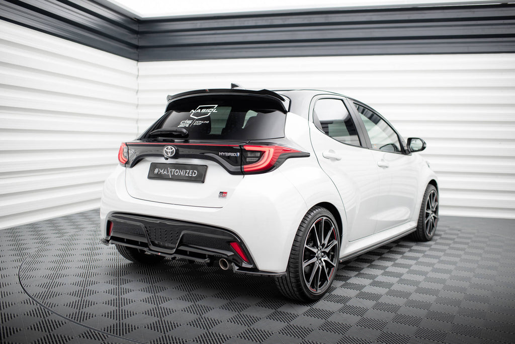 Maxton Design Spoiler CAP passend für Toyota Yaris GR Sport Mk4 schwarz Hochglanz