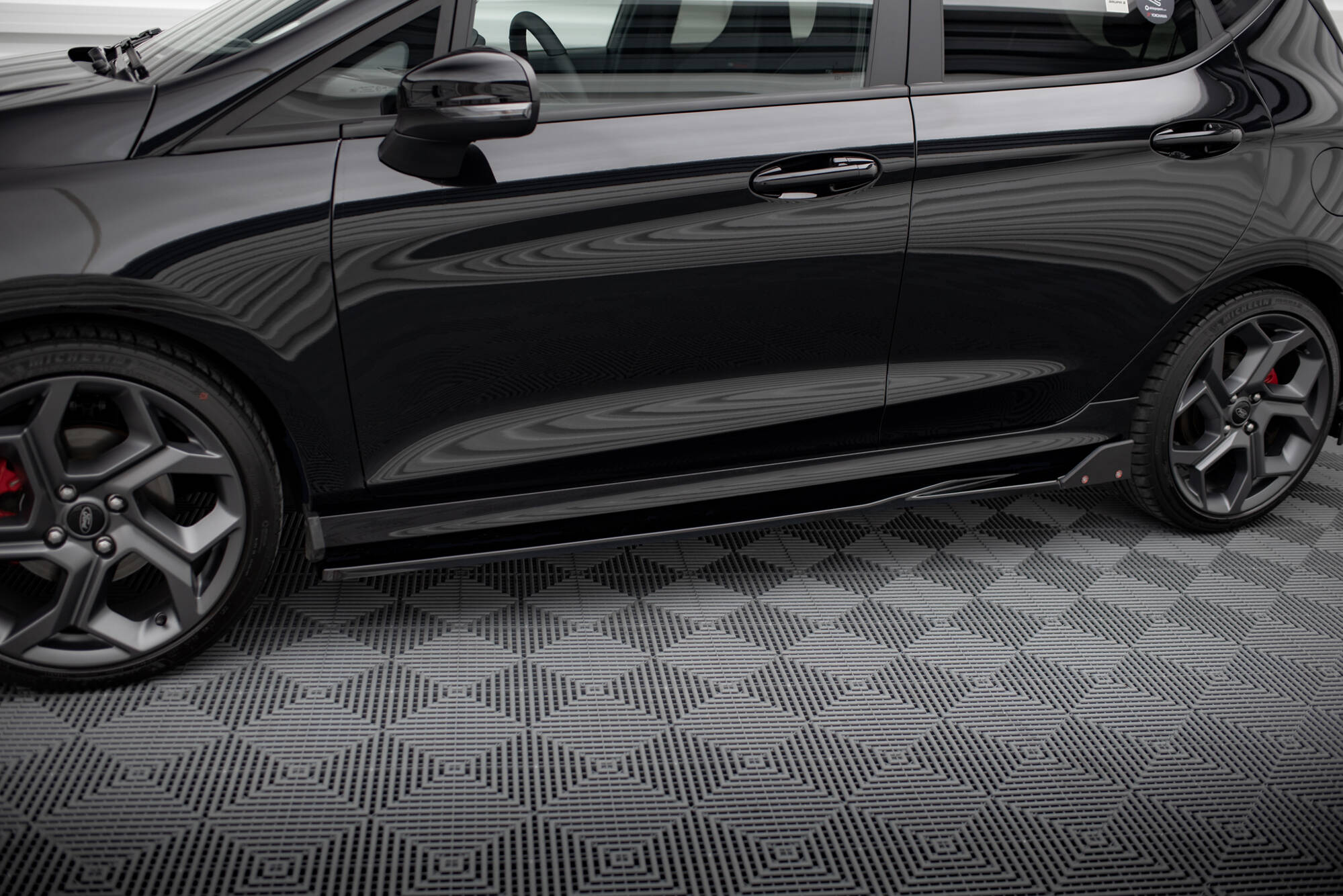 Maxton Design Street+ Seitenschweller Leisten V.2 passend für + Flaps passend für Ford Fiesta ST / ST-Line