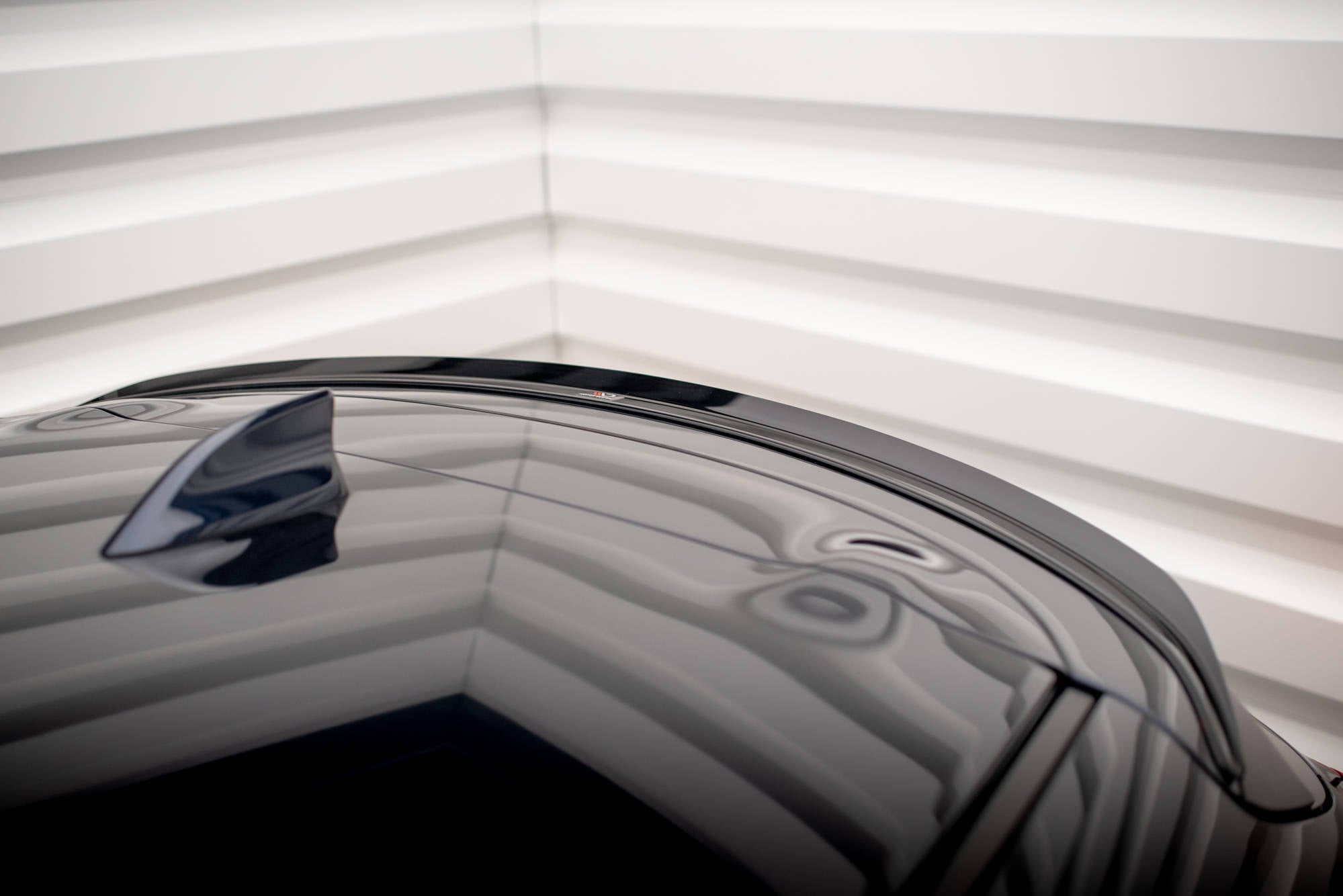 Maxton Design Spoiler CAP passend für Mazda 3 BN (Mk3) schwarz Hochglanz