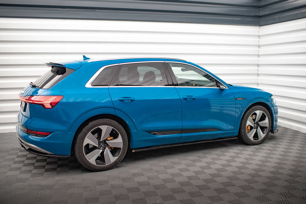 Maxton Design Street+ Seitenschweller Leisten passend für Audi e-tron schwarz Hochglanz