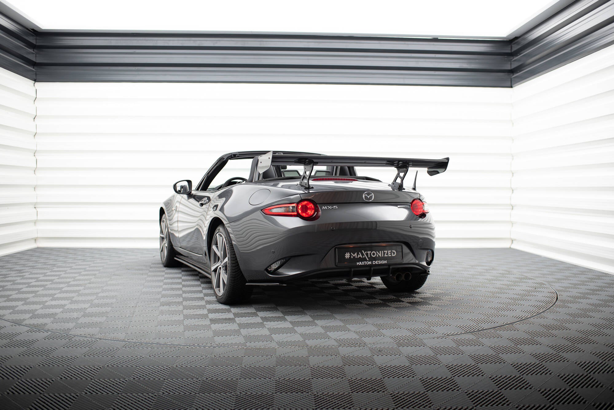 Maxton Design Carbon Spoiler With Internal Brackets Uprights Mazda MX-5 ND (Mk4) für Mazda MX-5 Mk4 (ND)