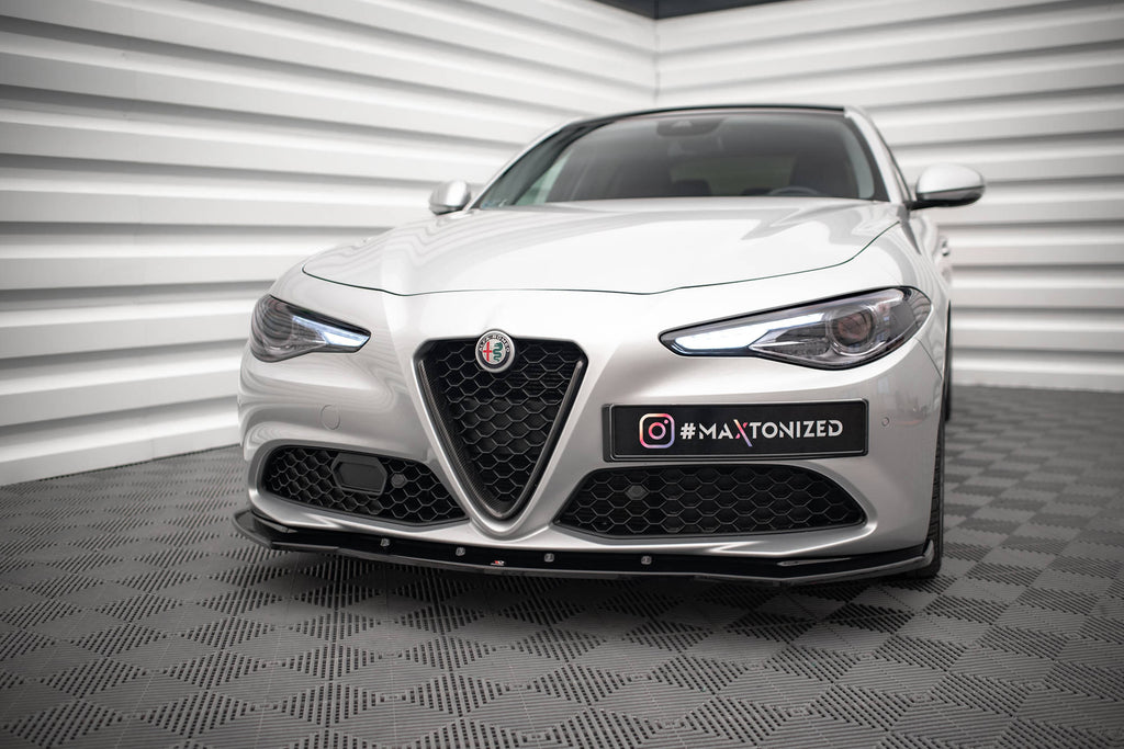 Maxton Design Street+ Spoilerlippe Front Ansatz V.1 passend für Alfa Romeo Giulia Sport schwarz Hochglanz