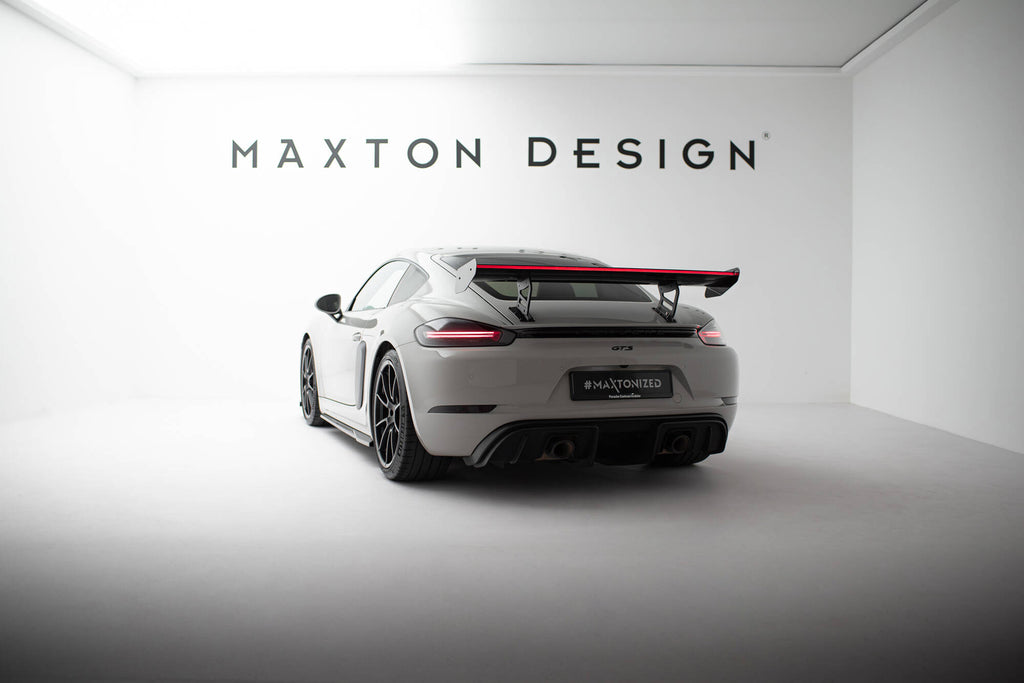 Maxton Design Carbon Spoiler With Internal Brackets Uprights V.2 + LED Porsche 718 Cayman 982c für Porsche Cayman 982c
