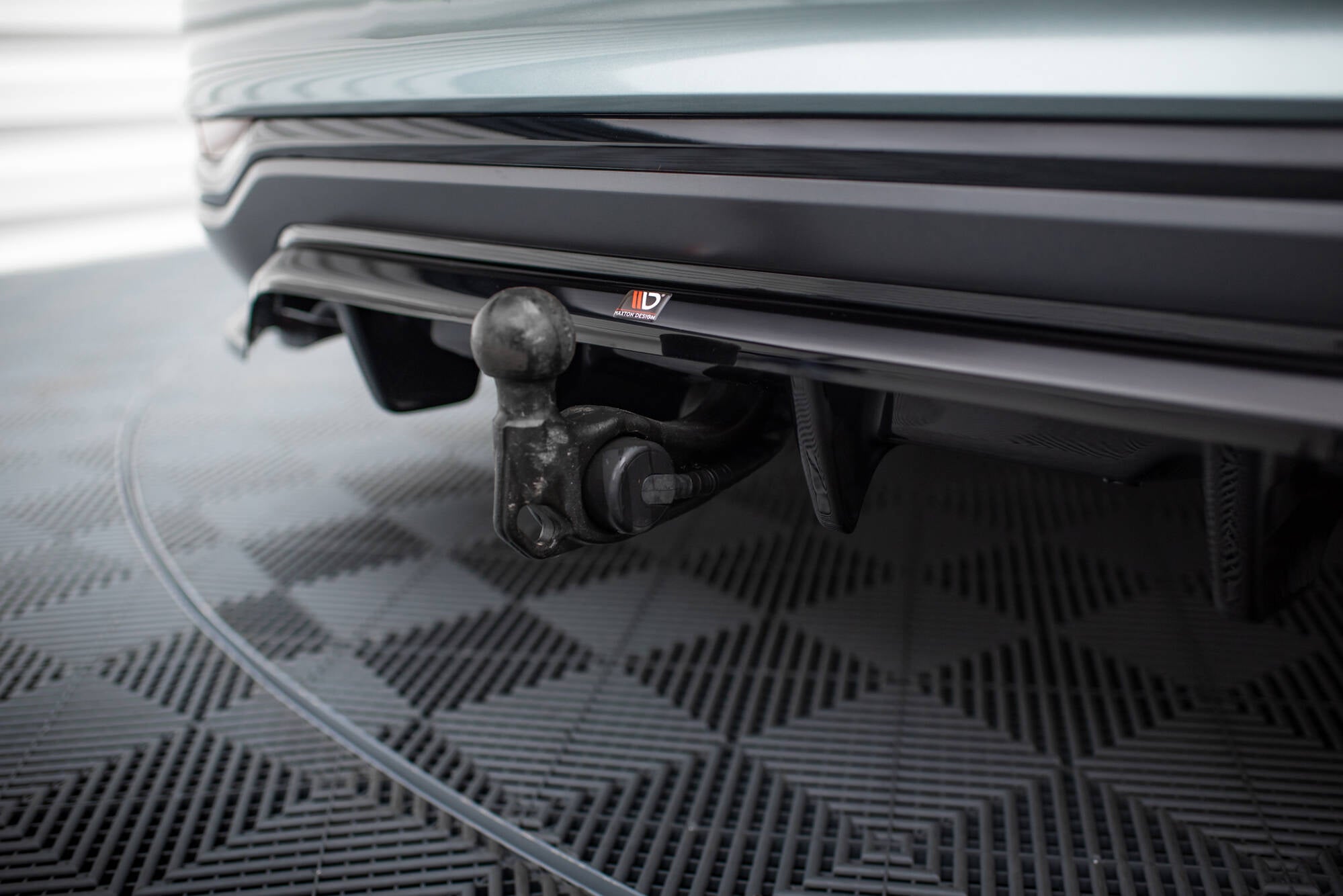 Maxton Design Street+ Mittlerer Diffusor RACE passend für Audi A6 Allroad C8 schwarz Hochglanz
