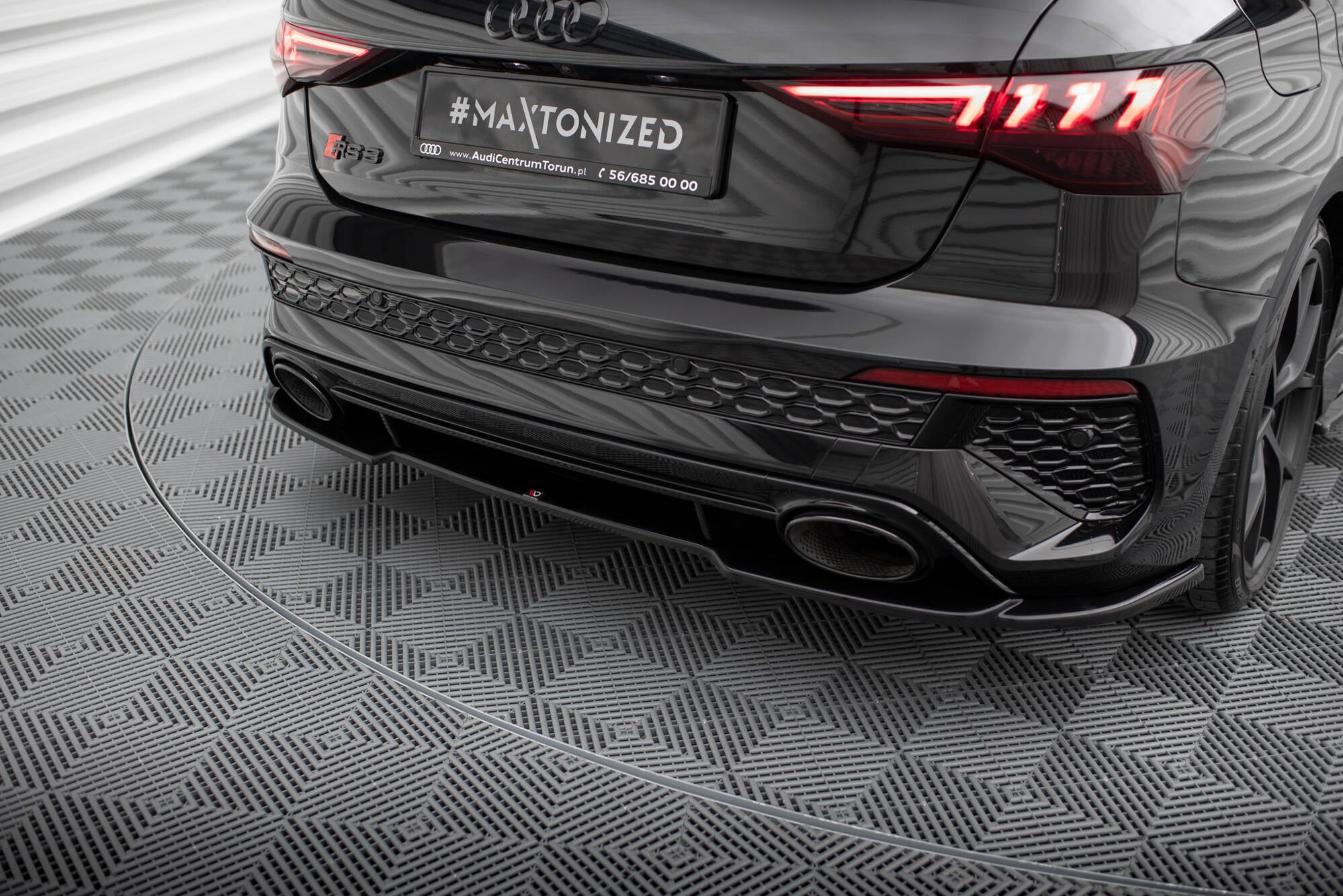 Maxton Design Heckansatz Audi RS3 Sportback 8Y schwarz Hochglanz für Audi A3