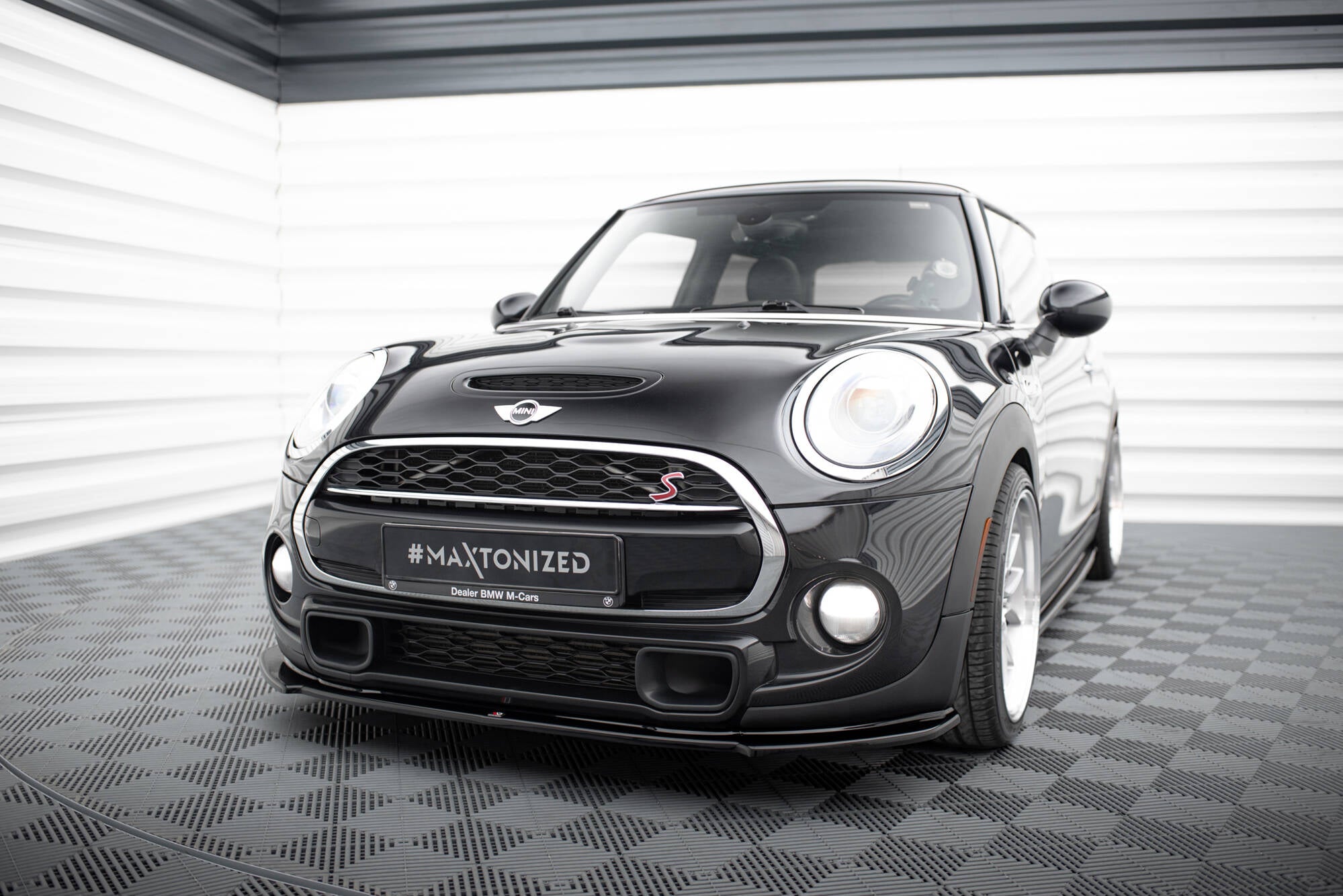 Maxton Design Street+ Spoilerlippe Front Ansatz passend für Mini Cooper S F56 / F56 Facelift schwarz Hochglanz