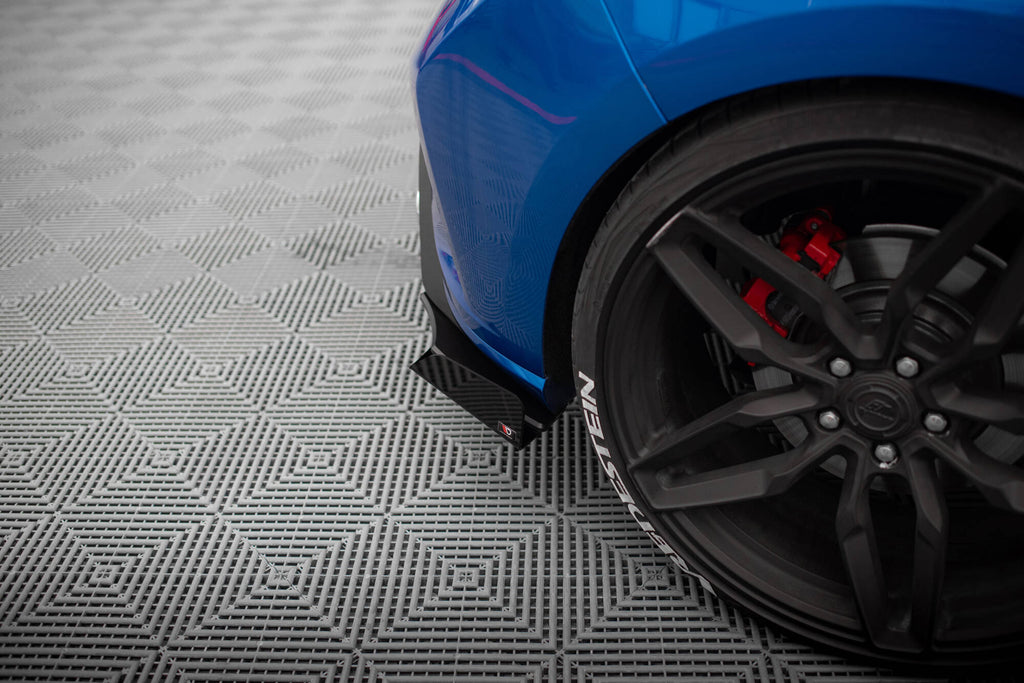 Maxton Design Street Pro Heck Ansatz Flaps Diffusor + Flaps passend für Ford Focus ST Mk4 schwarz Hochglanz
