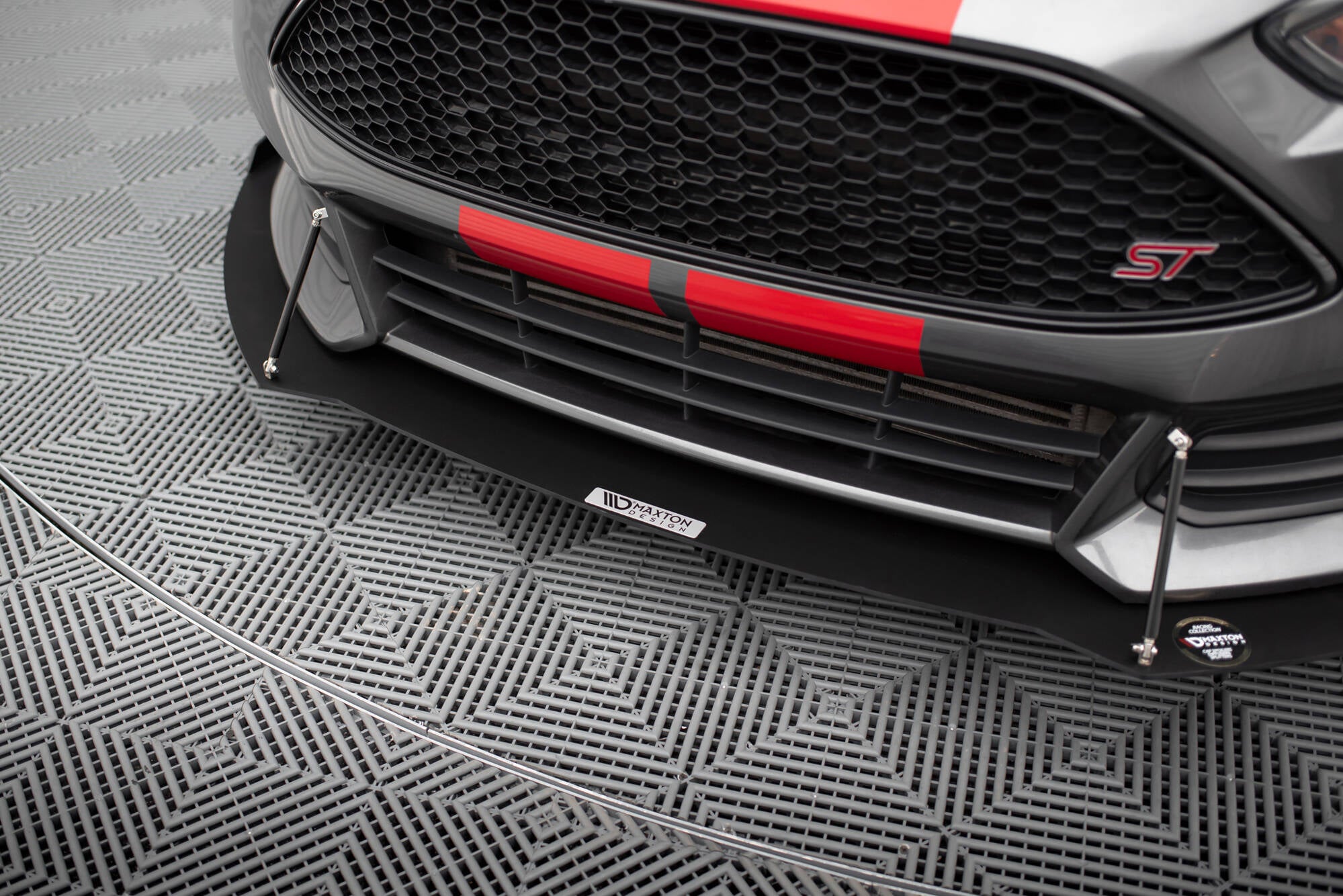 Maxton Design Sport Street+ Spoilerlippe Front Ansatz V.2 passend für Ford Focus ST Mk3 FL