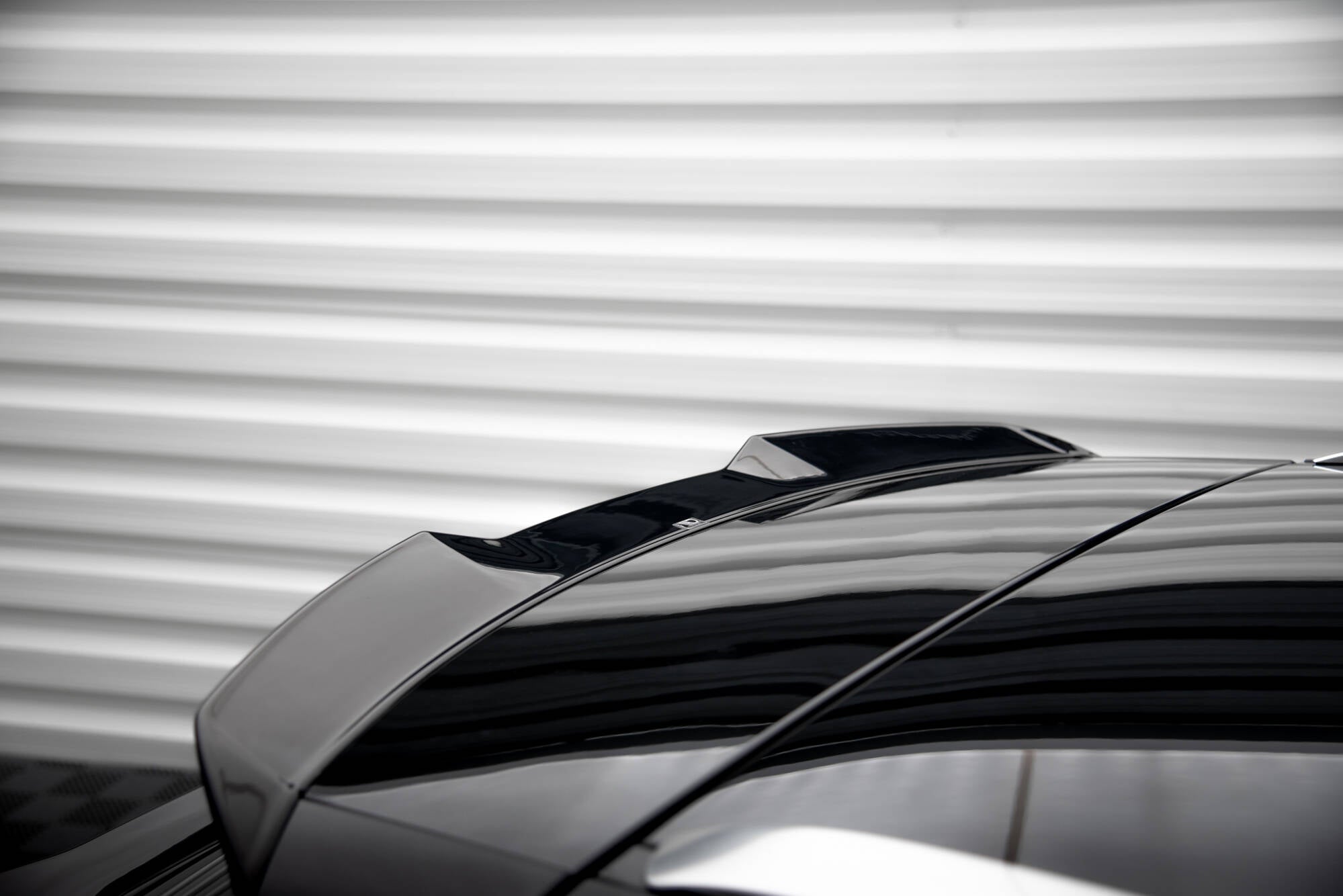 Maxton Design Höher Spoiler CAP 3D passend für Lexus RX F-Sport Mk4 Facelift schwarz Hochglanz
