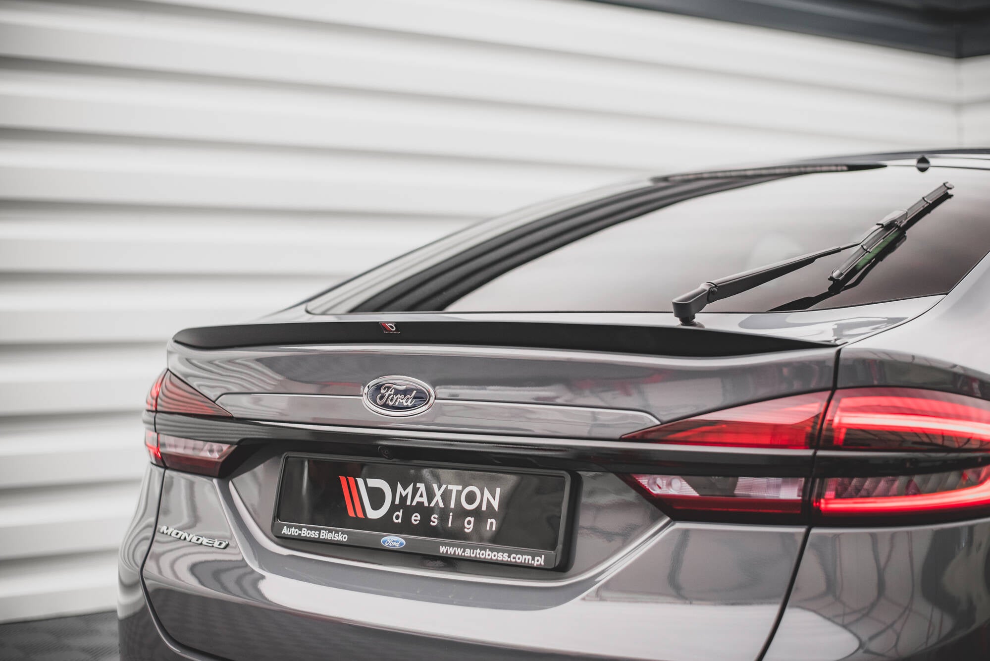 Maxton Design Spoiler CAP passend für Ford Mondeo Liftback Mk5 schwarz Hochglanz