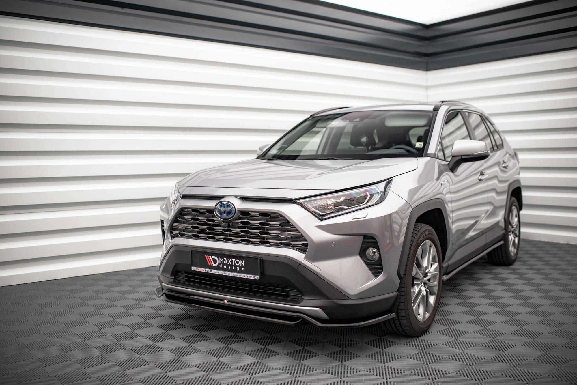 Maxton Design Street+ Spoilerlippe Front Ansatz passend für Toyota RAV4 Mk5 schwarz Hochglanz