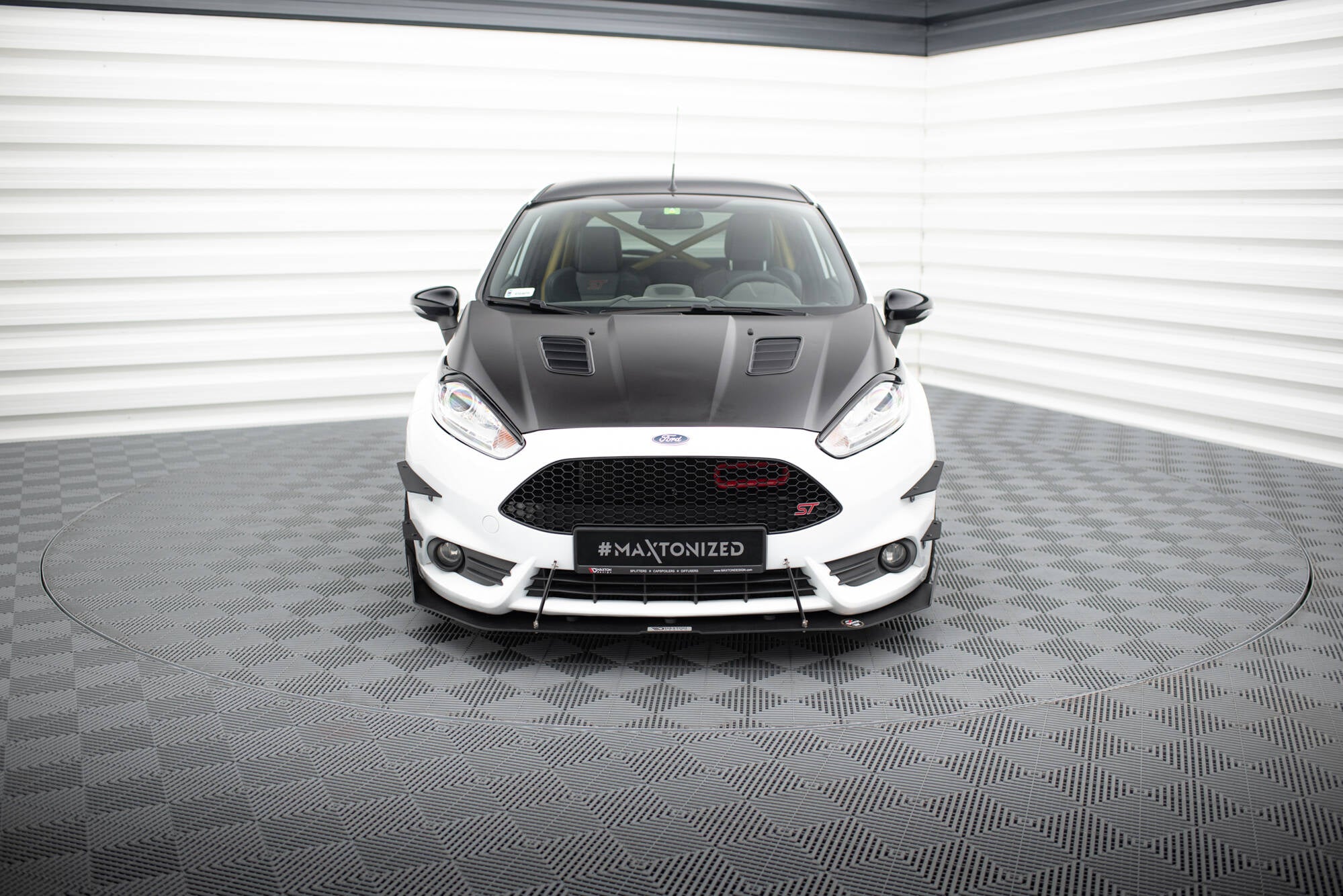 Maxton Design Front Sport Diffusor V.2 Ford Fiesta ST Mk7 FL für Ford Fiesta ST