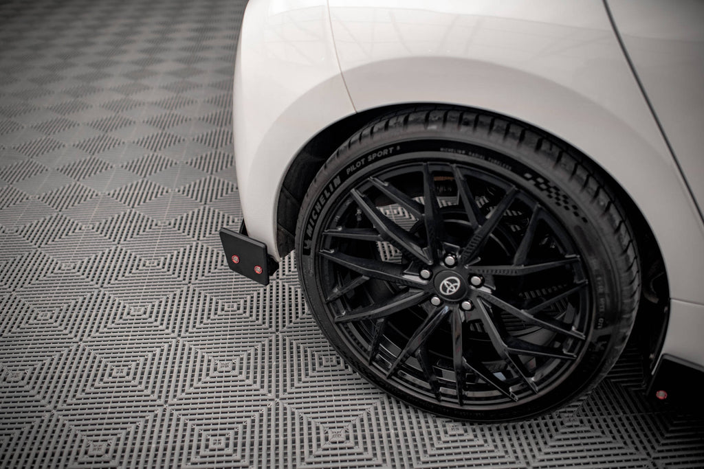 Maxton Design Heckansatz V.1 + Flaps Toyota Yaris Mk4 für Toyota Yaris Mk4