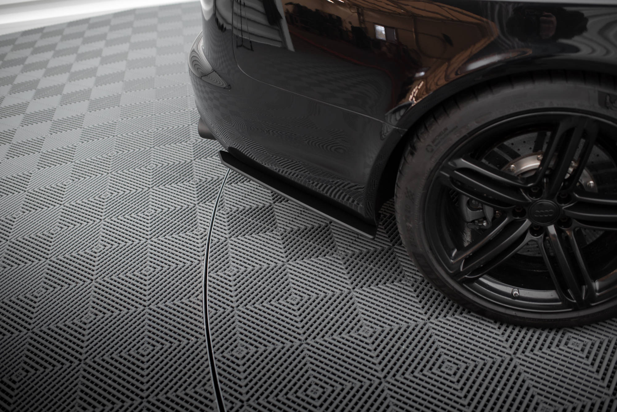 Maxton Design Street Pro Heck Ansatz Flaps Diffusor passend für Audi RS6 Avant C6