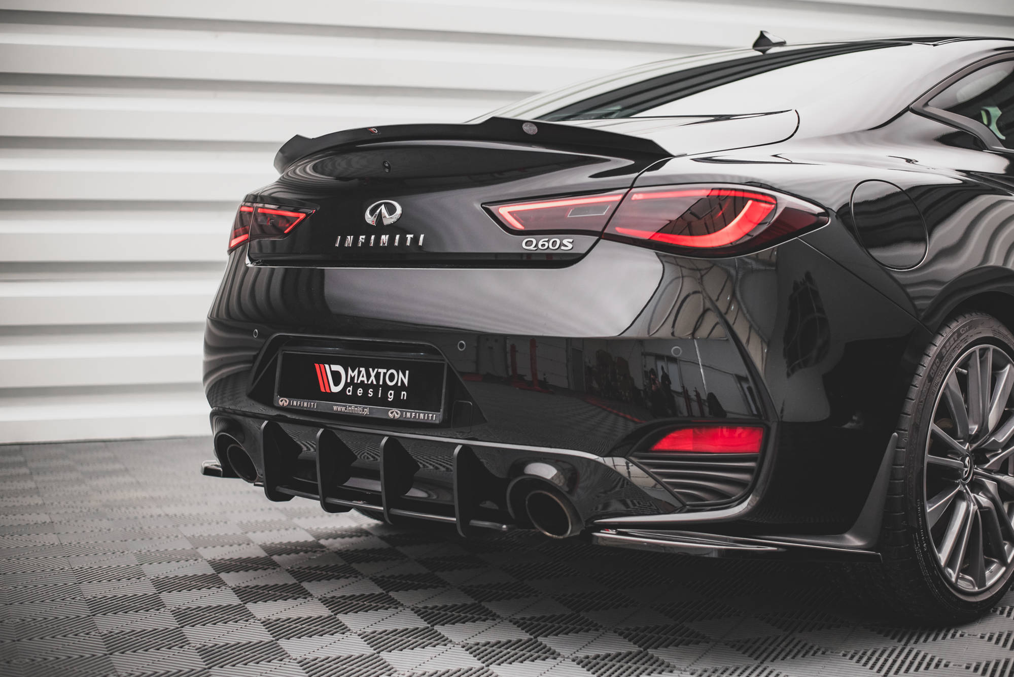 Maxton Design Street Pro Heckschürze passend für Infiniti Q60 S Mk2