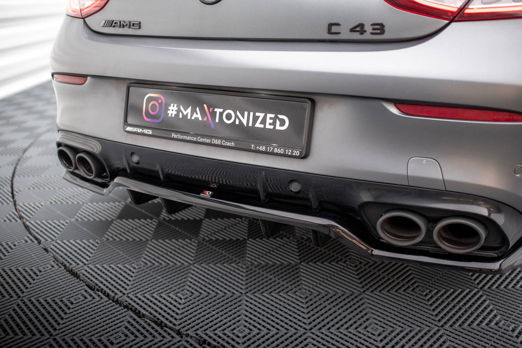 Maxton Design Street+ Mittlerer Diffusor RACE passend für Mercedes-AMG C43 Coupe / Cabrio C205 Facelift / A205 Facelift schwarz Hochglanz
