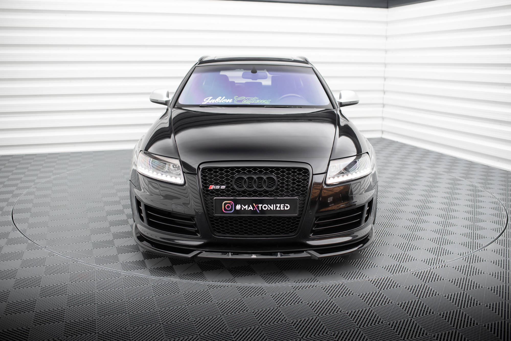 Maxton Design Street+ Spoilerlippe Front Ansatz V.2 passend für Audi RS6 Avant C6 schwarz Hochglanz