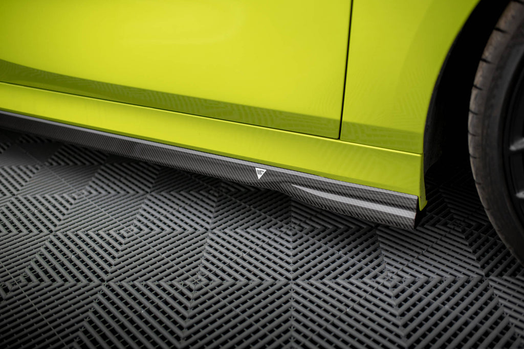 Maxton Design Carbon Fiber Seitenschweller Prepreg BMW 1er M-Paket/ M135i / 128ti F40 für BMW 1er F40