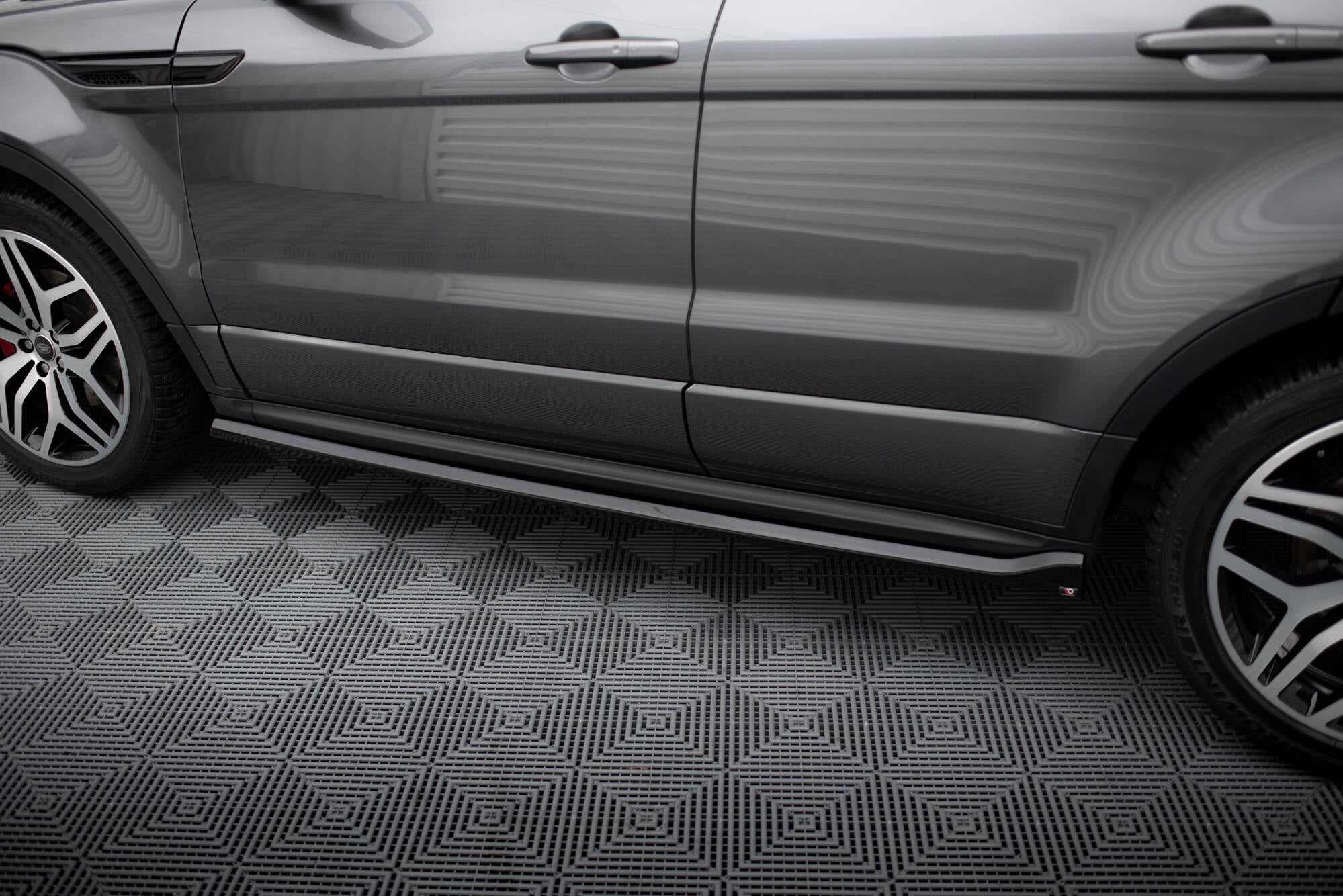 Maxton Design Street+ Seitenschweller Leisten passend für Land Rover Range Rover Evoque HSE Dynamic Mk1 Facelift schwarz Hochglanz