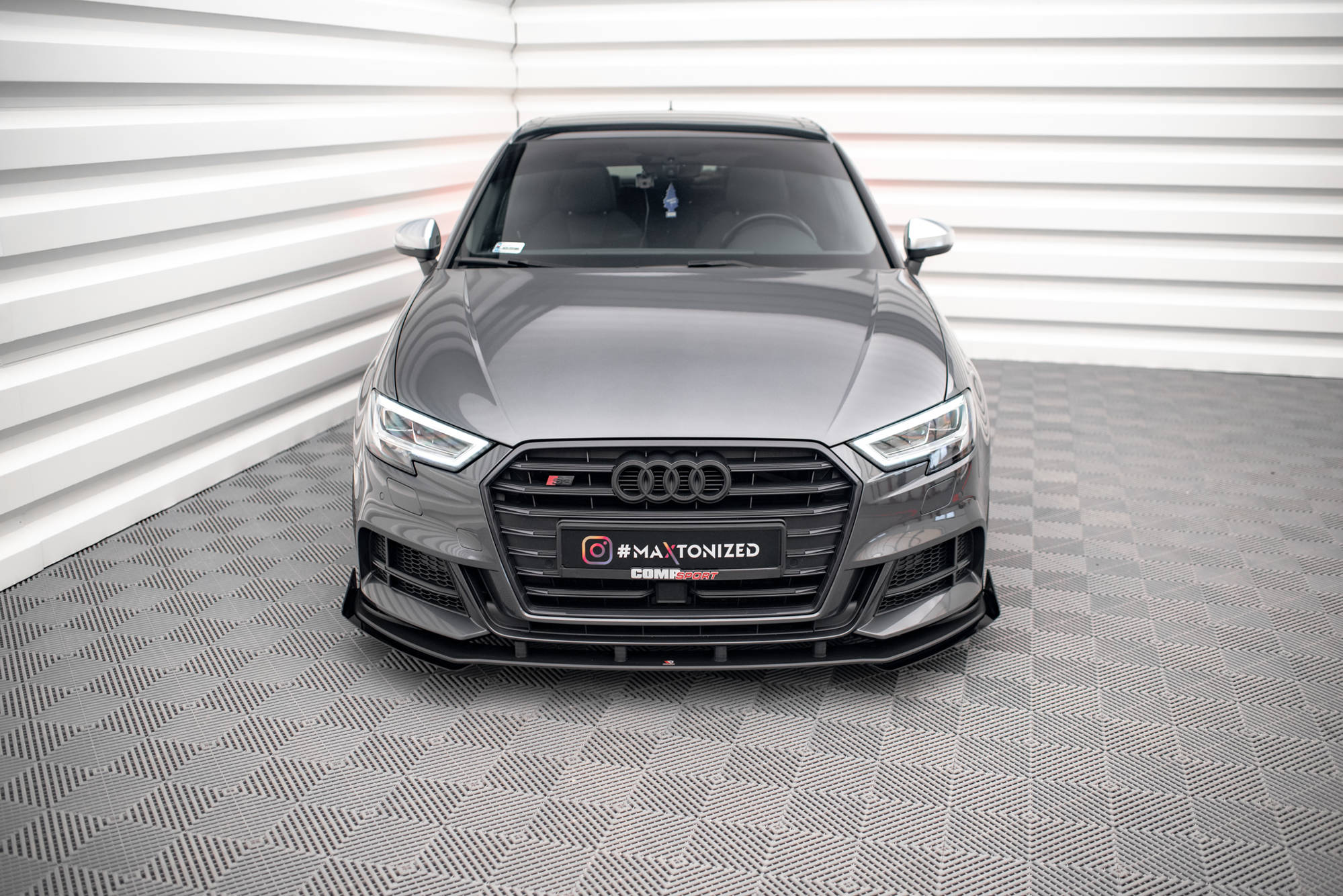 Maxton Design Street Pro Street+ Spoilerlippe Front Ansatz passend für + Flaps passend für V.1 + Flaps Audi S3 / A3 S-Line Sportback 8V Facelift schwarz Hochglanz